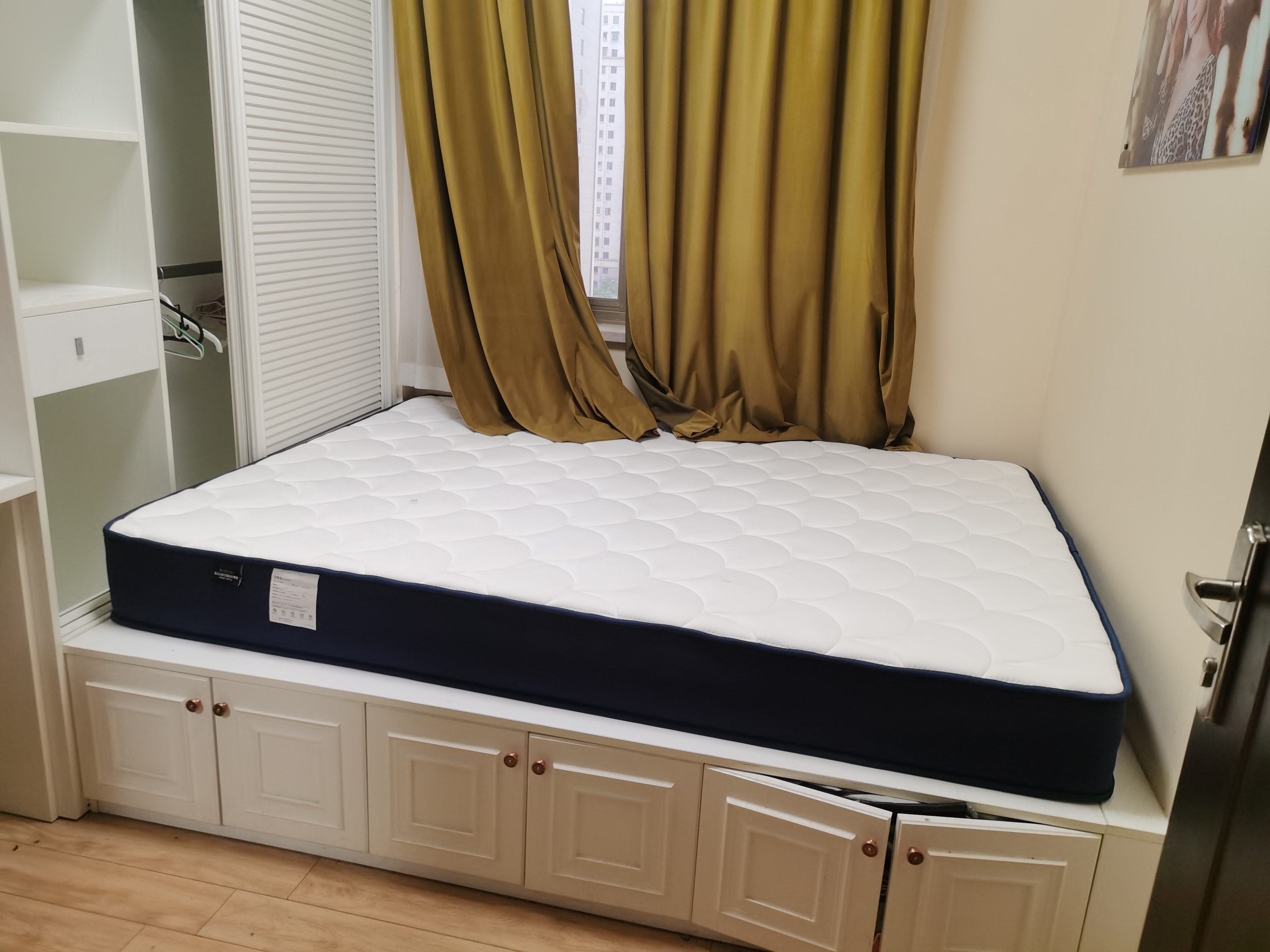 碧桂园 3室2厅1卫 1600.00元/月 碧桂园 3室2厅1卫 1600.00元/月室内图