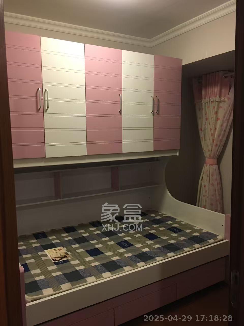 万科城市花园  3室2厅1卫   2200.00元/月室内图