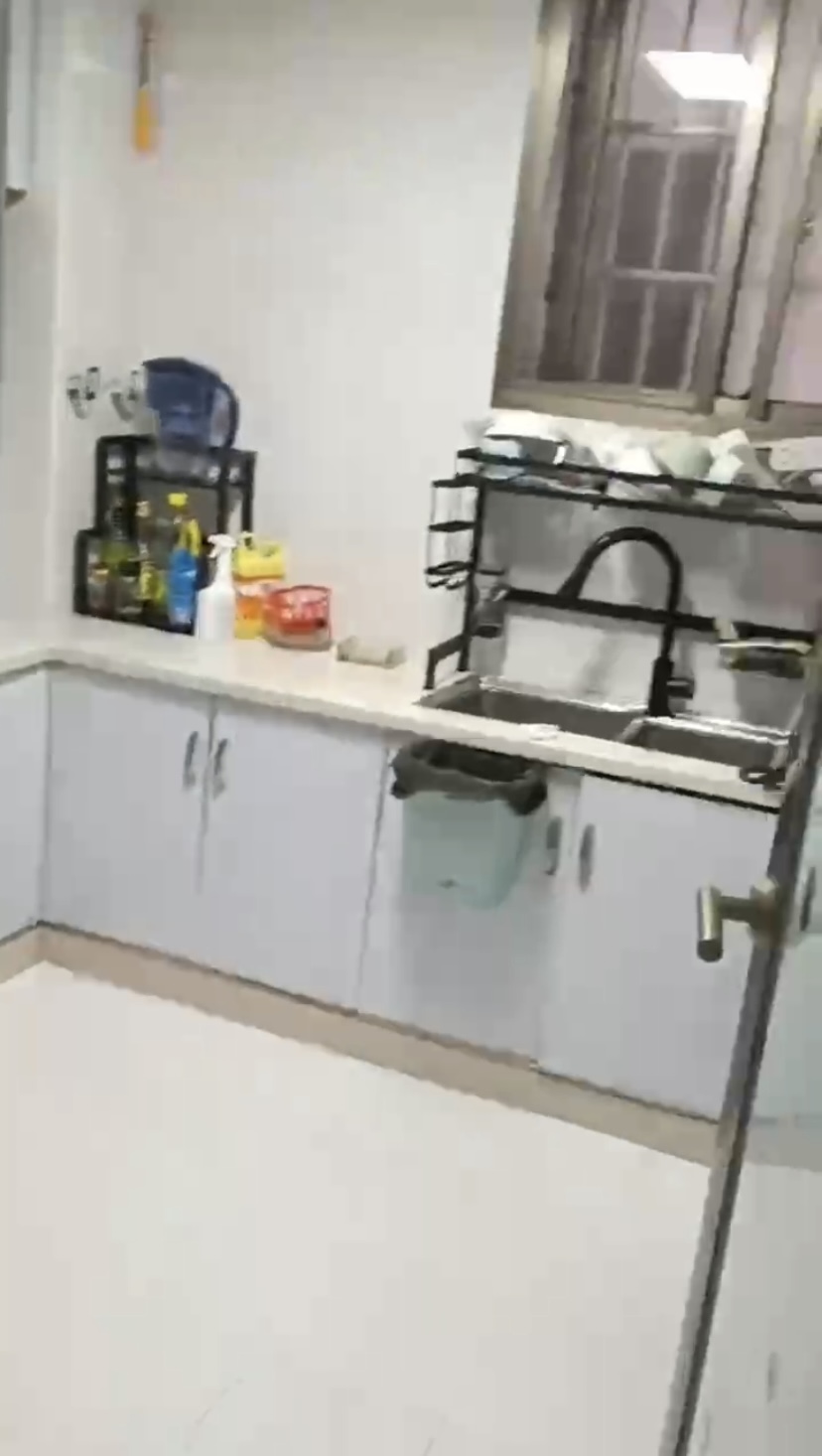 立方大厦  1室1厅1卫   1200.00元/月室内图