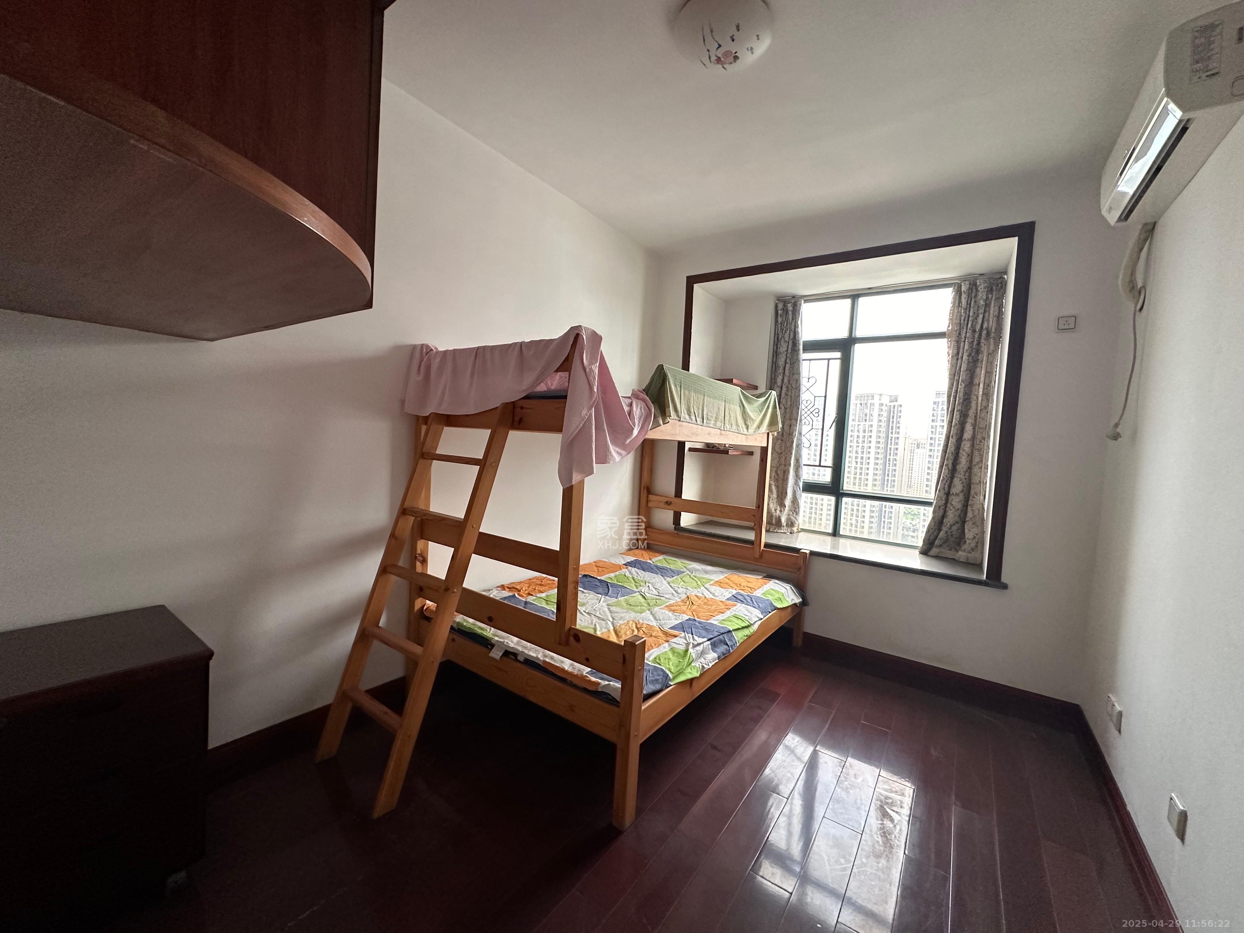 中江国际花城 2室2厅1卫 2600.0元/月 中江国际花城 2室2厅1卫 2600.0元/月室内图