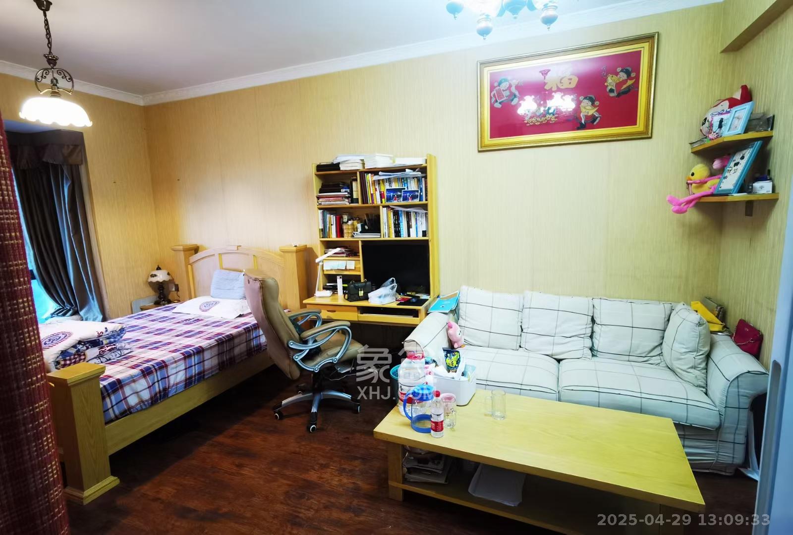城南故事家园  0室0厅1卫   1500.00元/月室内图