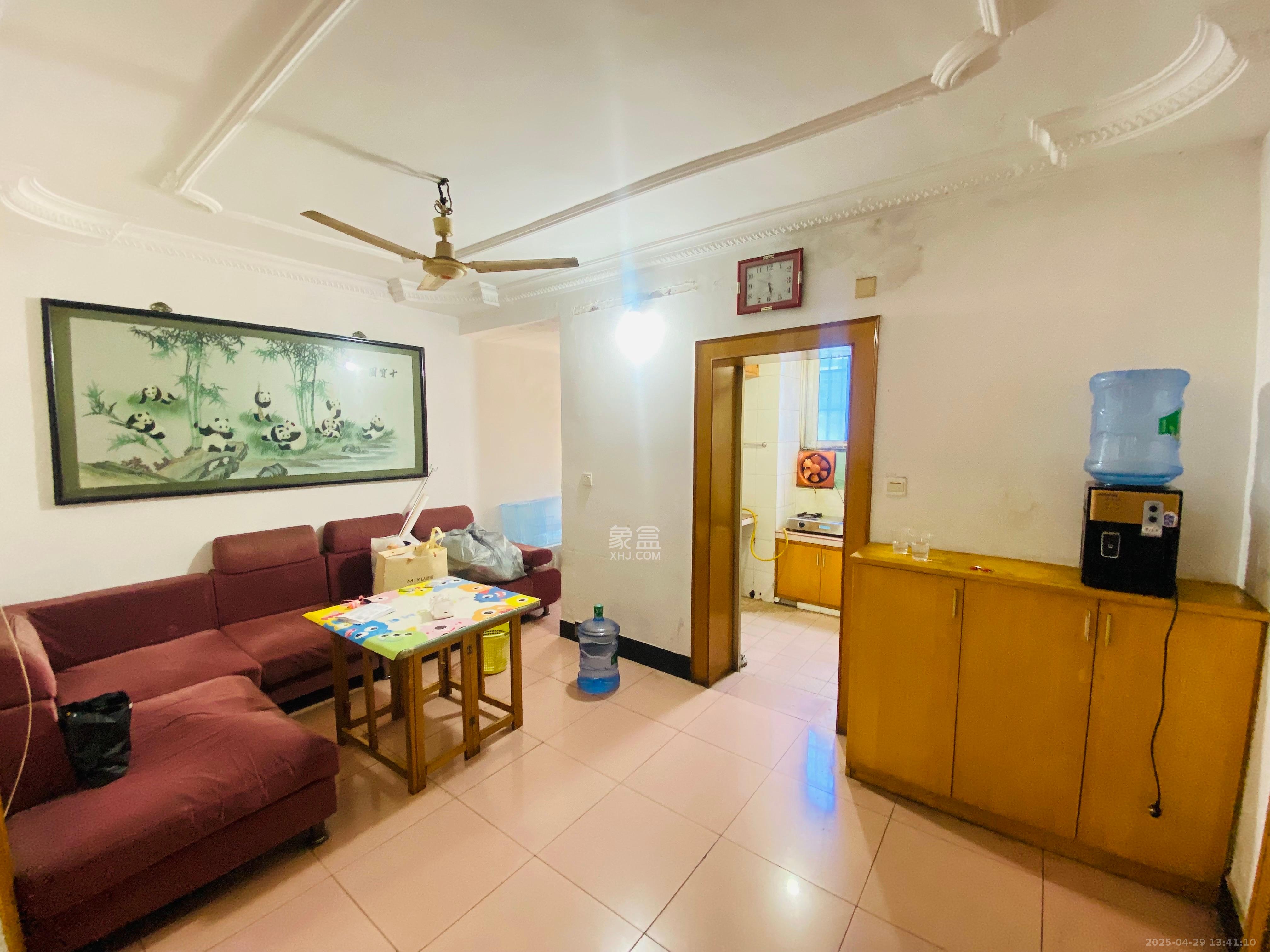 解放四村石子冲 2室1厅1卫 1500.0元/月 解放四村石子冲 2室1厅1卫 1500.0元/月室内图