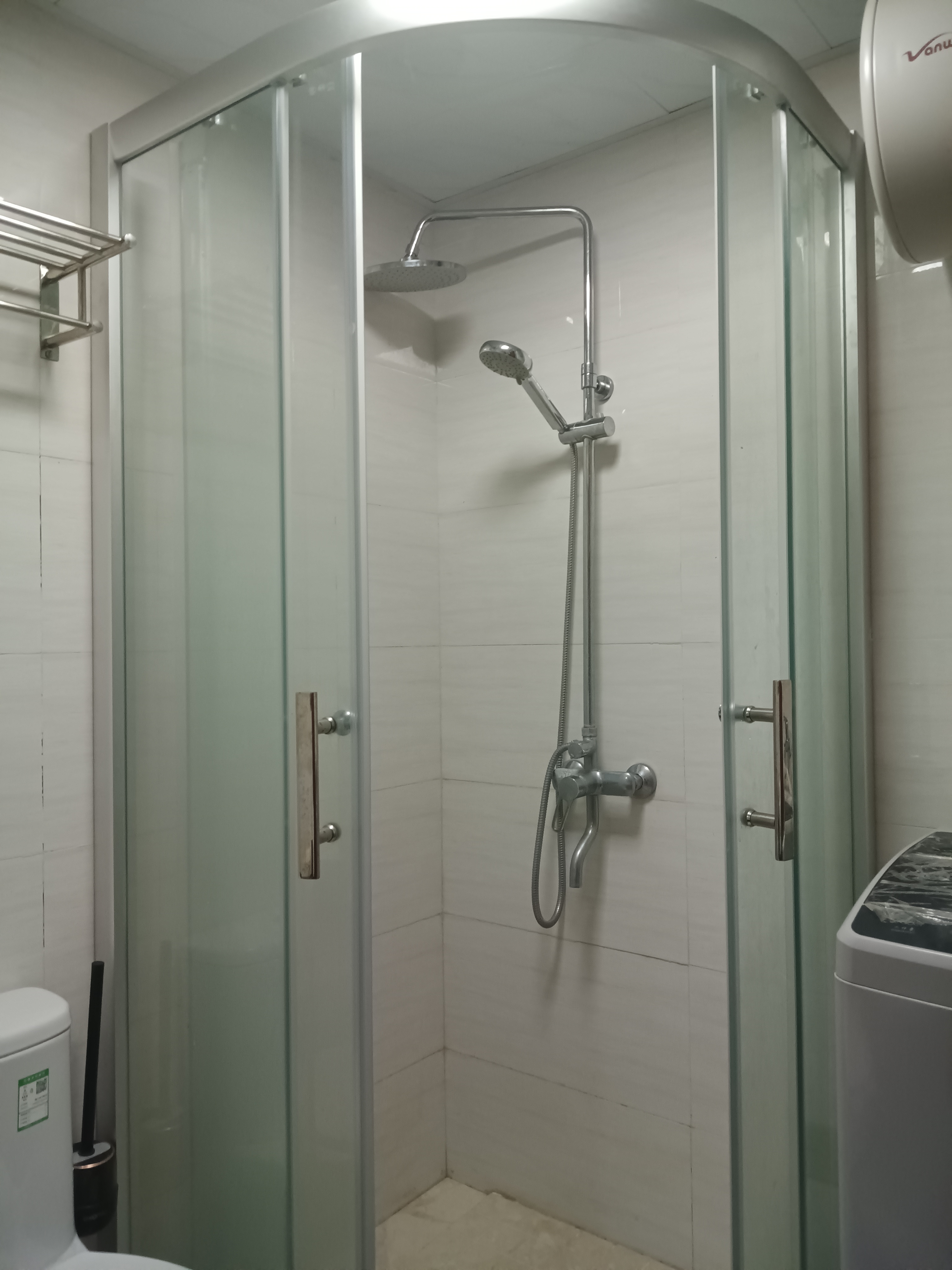 江岸公馆 1室0厅0卫 1600.0元/月 江岸公馆 1室0厅0卫 1600.0元/月室内图