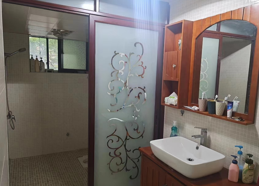 西域名邸  4室2厅2卫    80.0万 西域名邸  4室2厅2卫    80.0万室内图