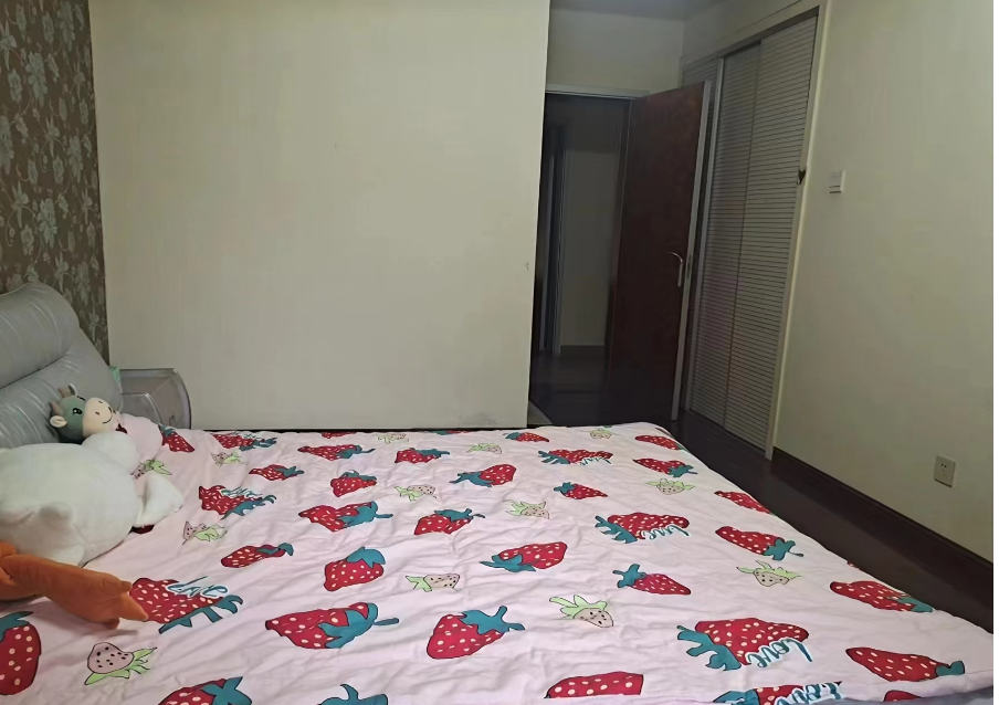 西域名邸  4室2厅2卫    80.0万 西域名邸  4室2厅2卫    80.0万室内图