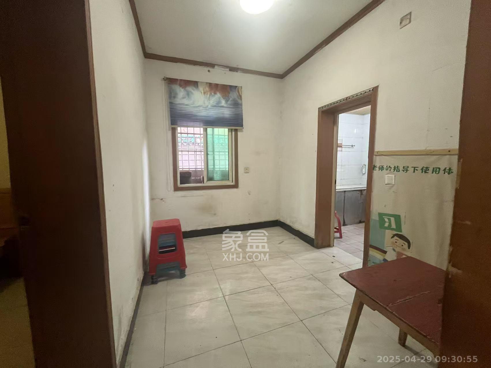 东瓜山一村  2室1厅1卫    1200.0元/月室内图