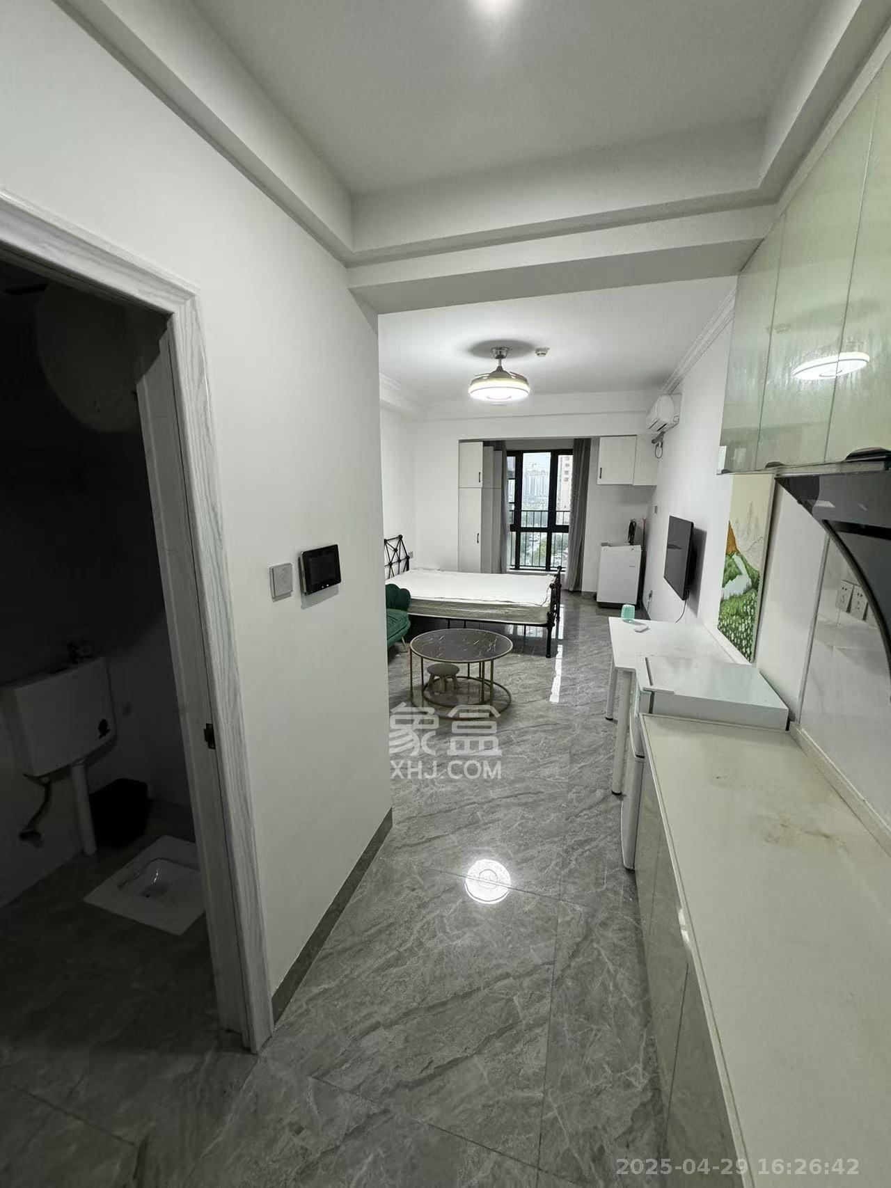 中海新城熙岸(中信新城五期) 1室1厅1卫 900.0元/月 中海新城熙岸(中信新城五期) 1室1厅1卫 900.0元/月室内图