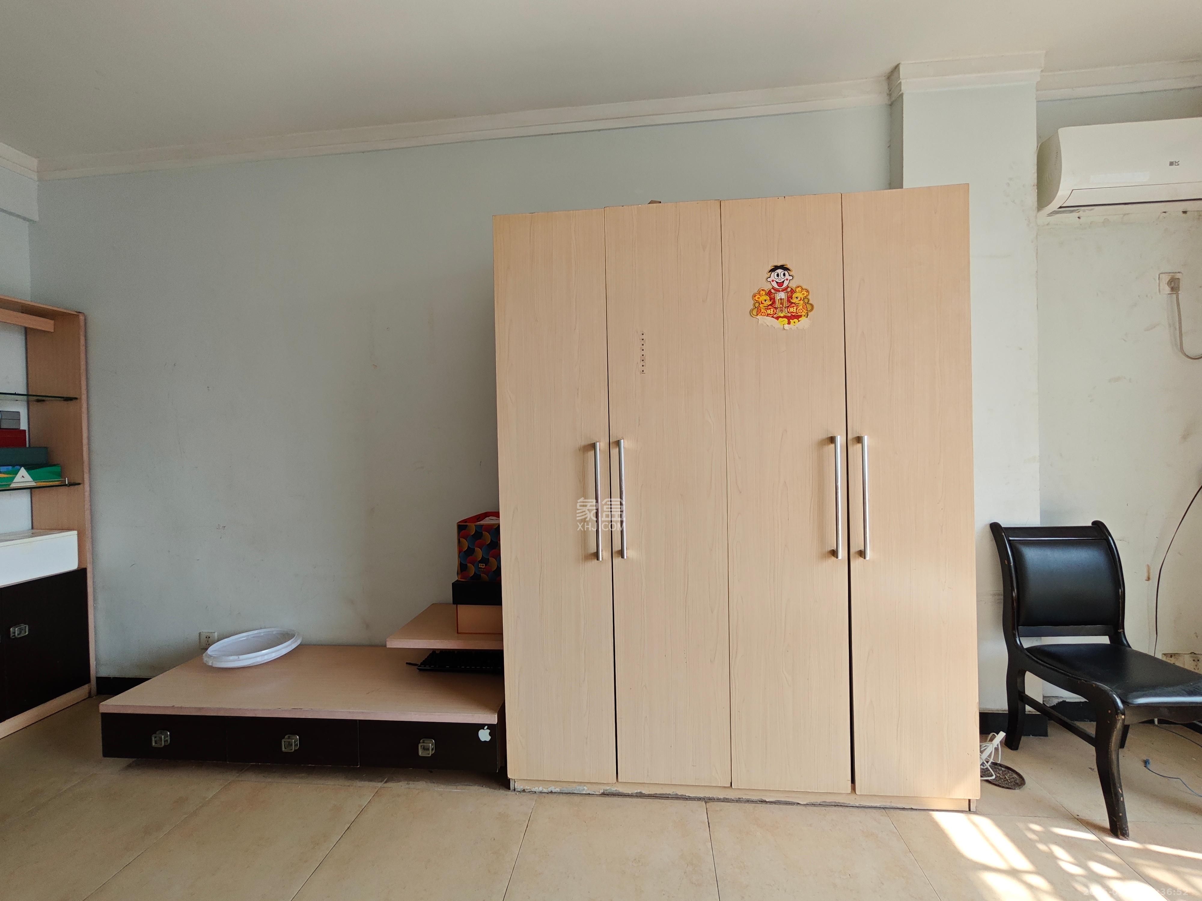 泰时三湘金地 1室0厅1卫 1100.0元/月 泰时三湘金地 1室0厅1卫 1100.0元/月室内图