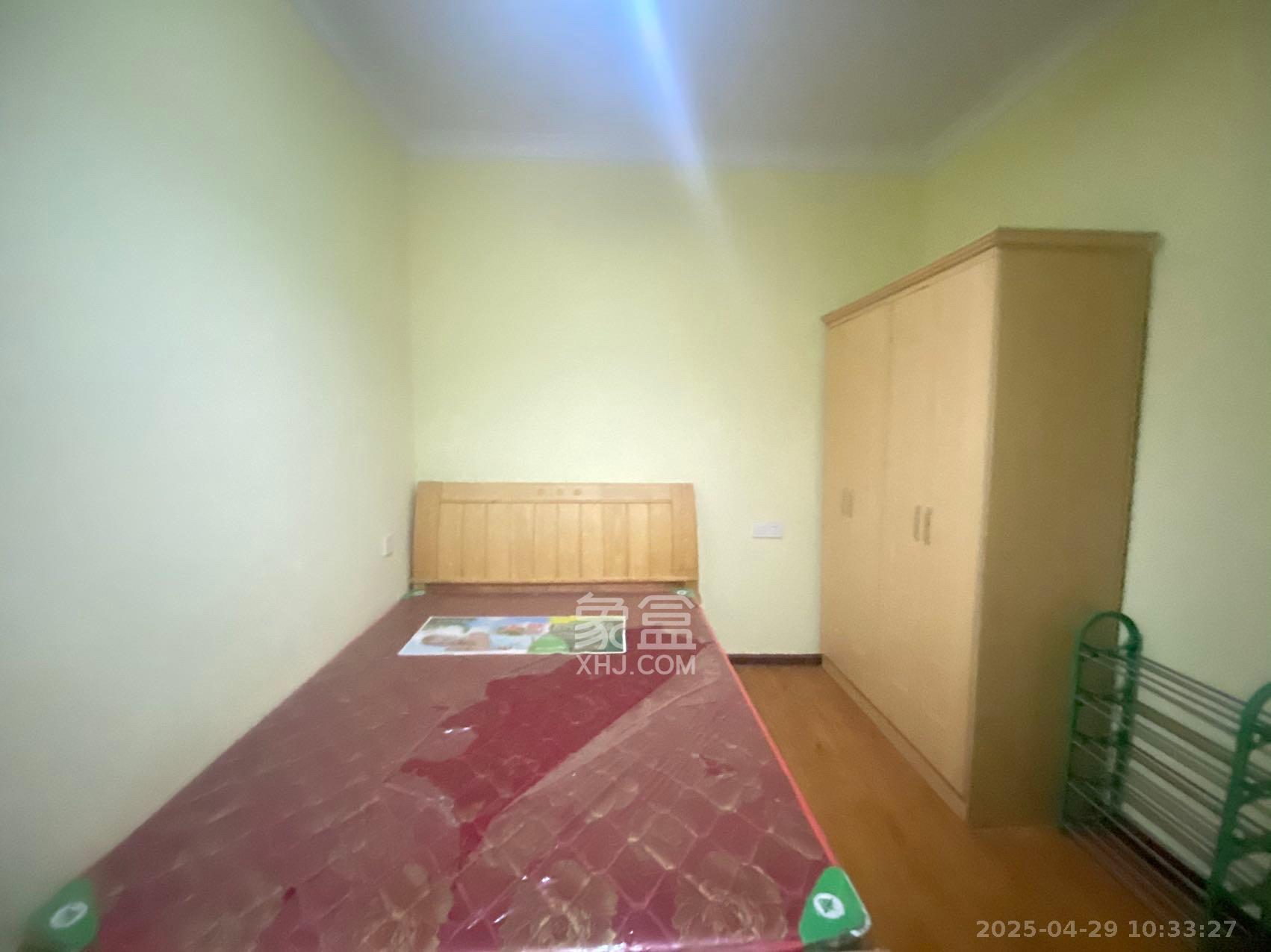 香芙嘉园(广铁湘府嘉园)  2室1厅1卫    2000.0元/月 香芙嘉园(广铁湘府嘉园)  2室1厅1卫    2000.0元/月室内图