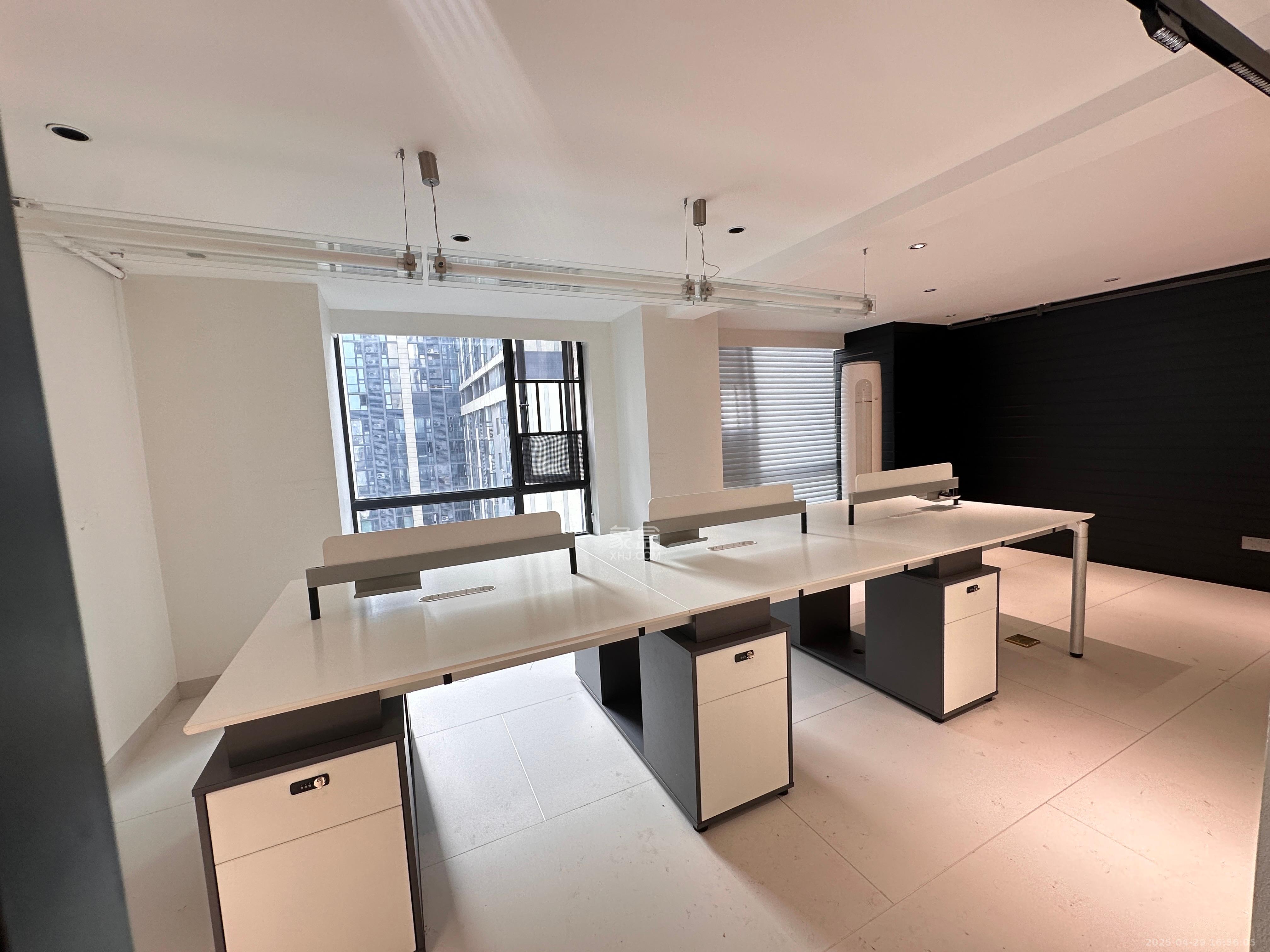 碧桂园城市之光 3室1厅1卫 4000.0元/月 碧桂园城市之光 3室1厅1卫 4000.0元/月室内图