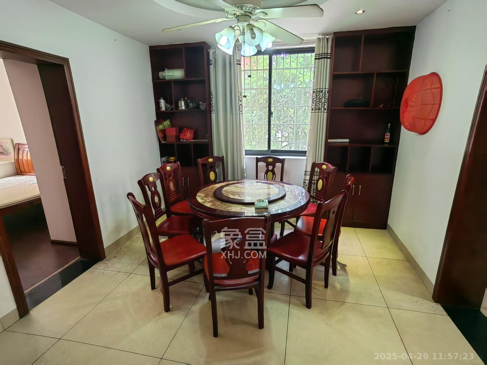 和谐小区(五里堆) 3室2厅2卫 1500.0元/月 和谐小区(五里堆) 3室2厅2卫 1500.0元/月室内图