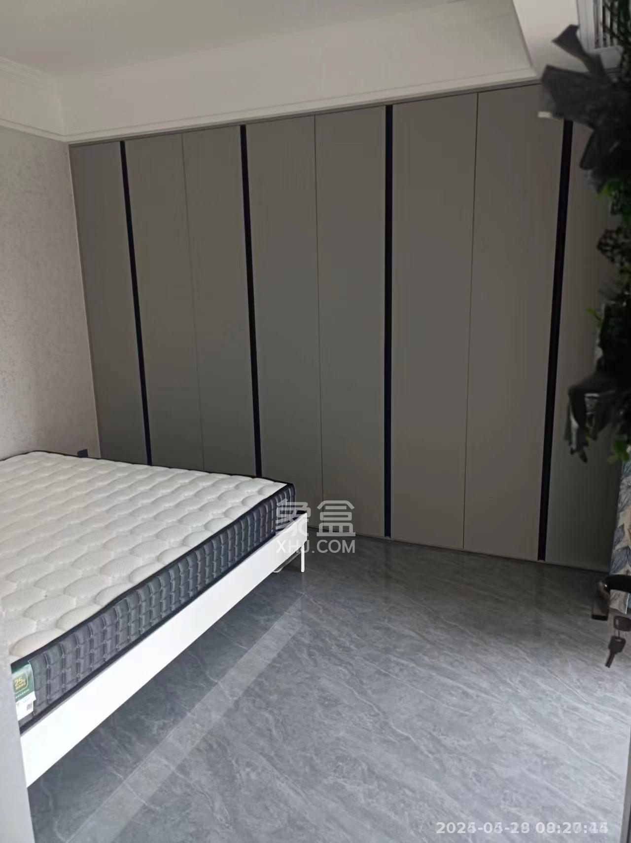 韭菜园嘉苑  3室2厅1卫   5000.00元/月室内图