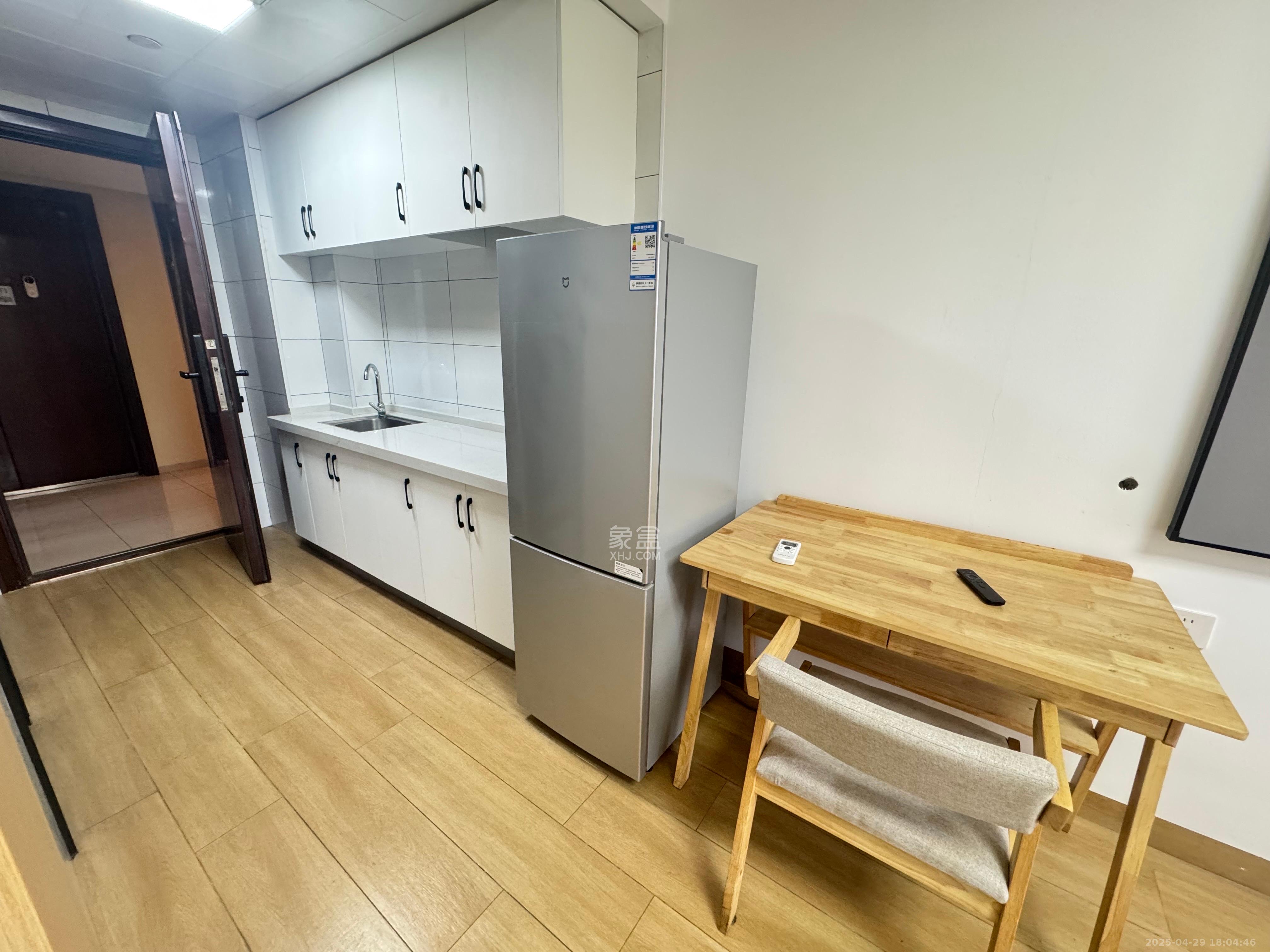 碧桂园城市之光  1室0厅0卫   1700.00元/月室内图