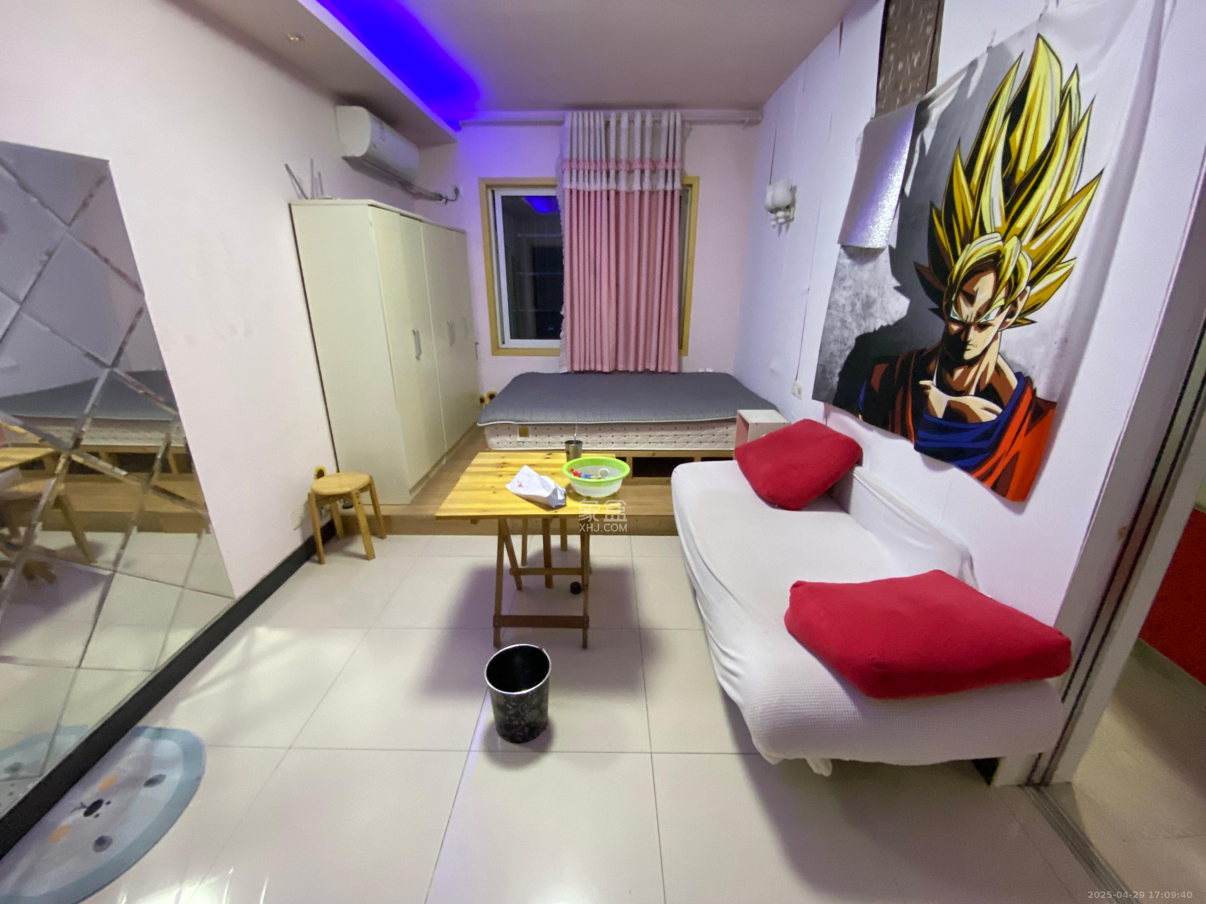 益佳苑 1室1厅1卫 1300.0元/月 益佳苑 1室1厅1卫 1300.0元/月室内图