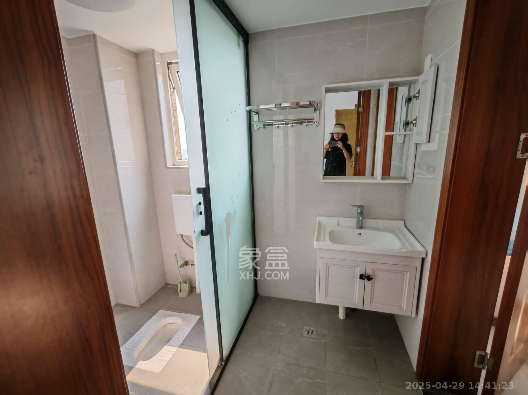 嘉华城（一期）  1室1厅1卫   1600.00元/月室内图