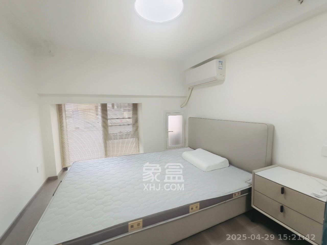 珠江花城好世界  1室1厅1卫   2000.00元/月室内图