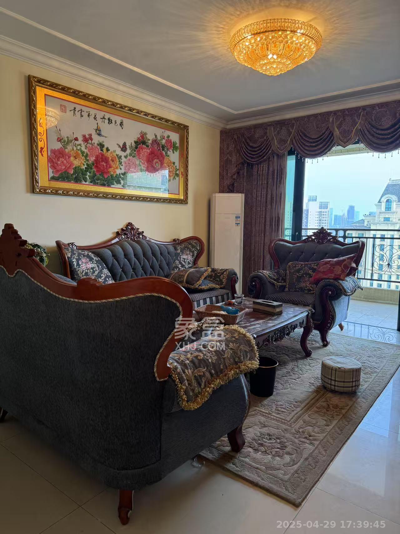 恒大御景湾 3室2厅2卫 3300.0元/月 恒大御景湾 3室2厅2卫 3300.0元/月室内图