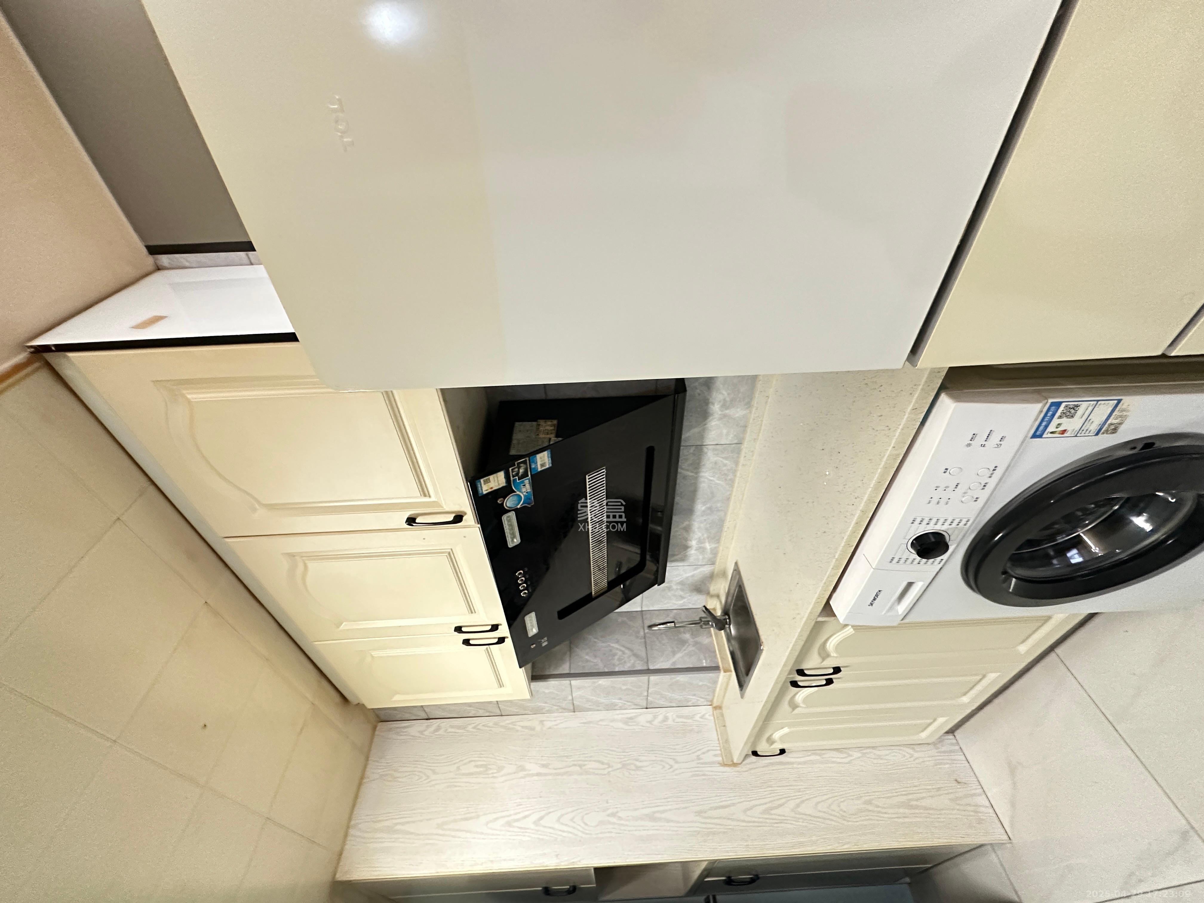 龙湖湘江星座(祺鑫星座公寓) 1室0厅0卫 1600.0元/月 龙湖湘江星座(祺鑫星座公寓) 1室0厅0卫 1600.0元/月室内图