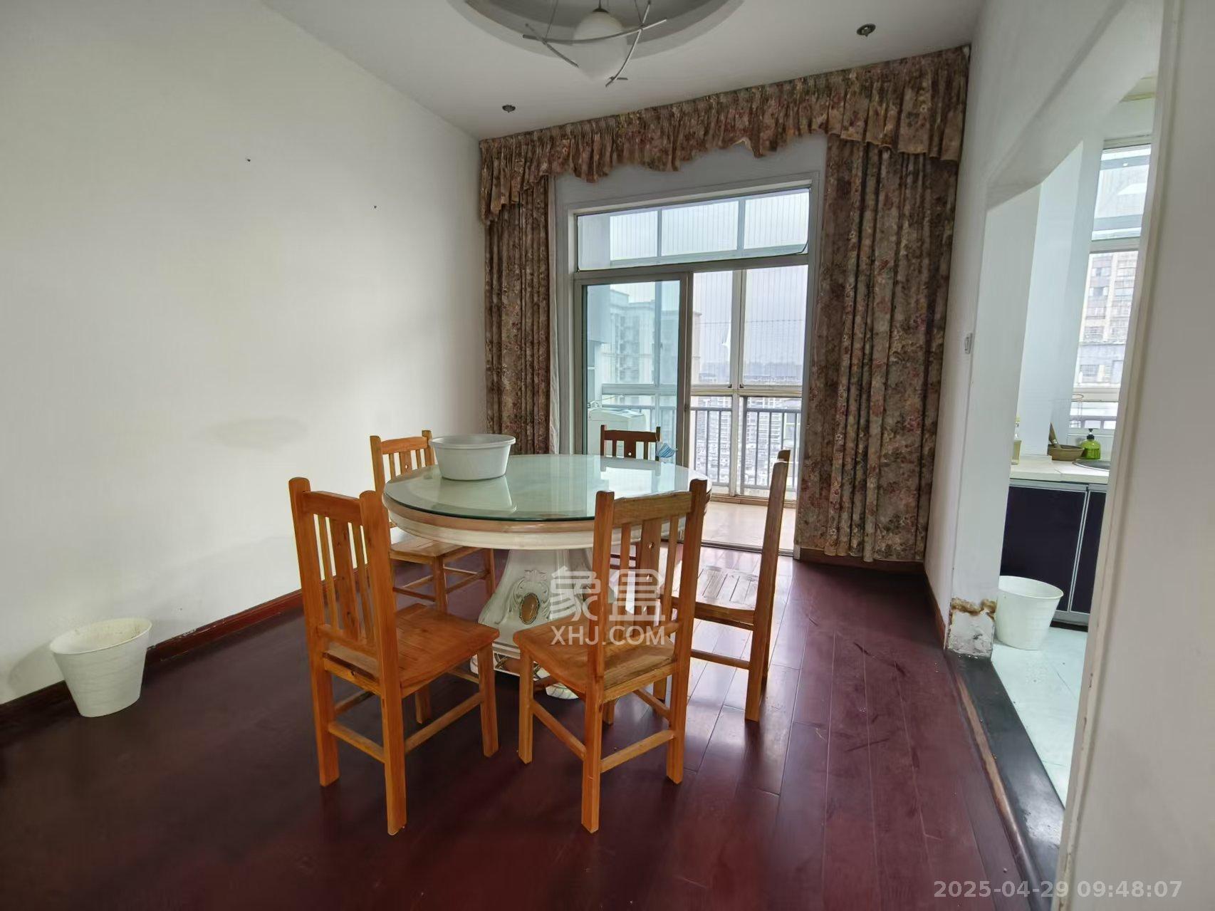 柠檬丽都 4室2厅2卫 2800.0元/月 柠檬丽都 4室2厅2卫 2800.0元/月室内图