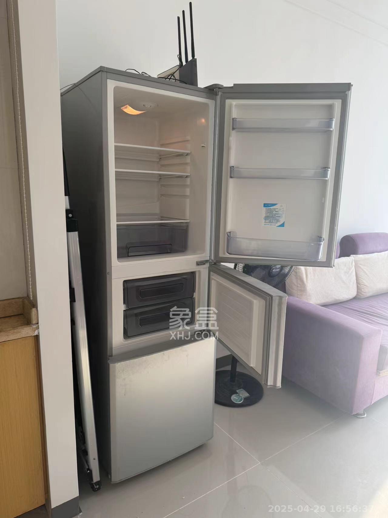 生活艺术城  1室1厅1卫   1300.00元/月室内图