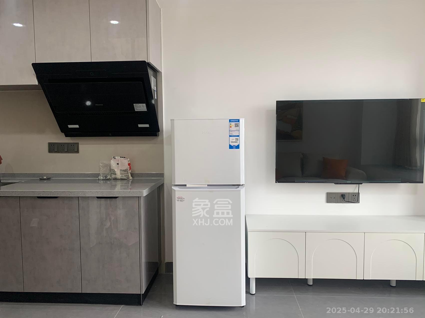 龙湖铂金岛  2室0厅1卫   2600.00元/月室内图