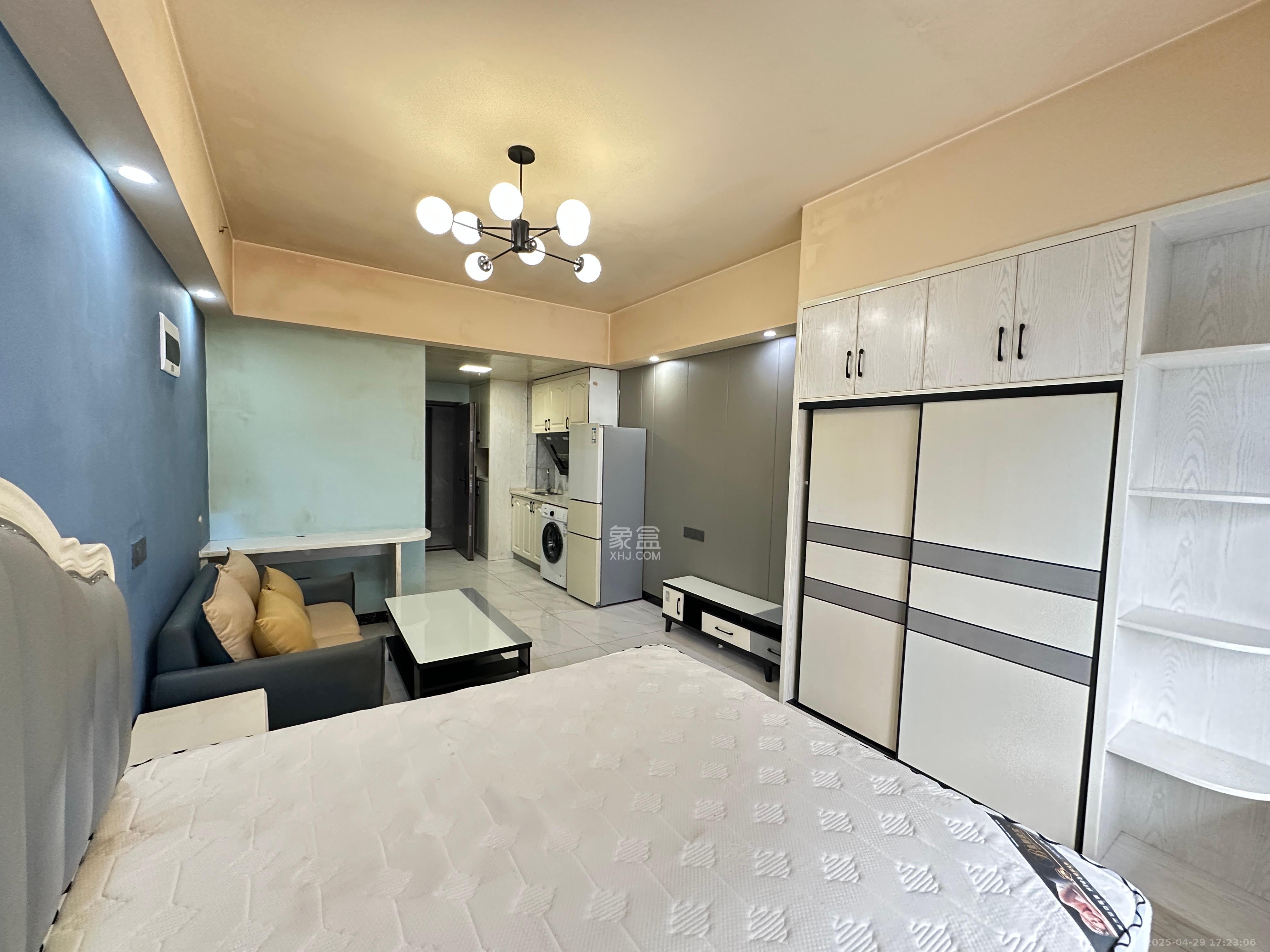 龙湖湘江星座(祺鑫星座公寓) 1室0厅0卫 1600.0元/月 龙湖湘江星座(祺鑫星座公寓) 1室0厅0卫 1600.0元/月室内图