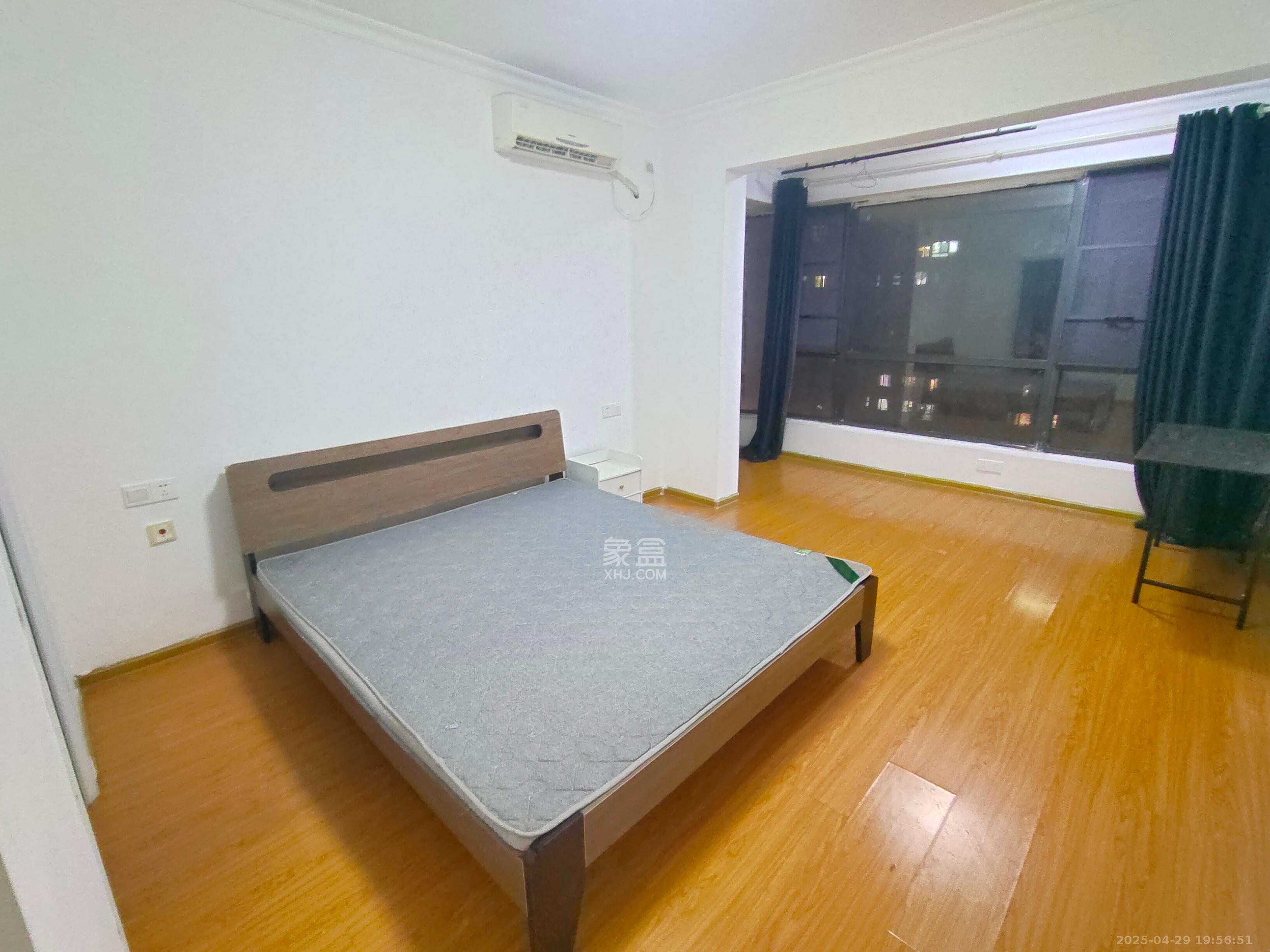 湘江雅颂居  4室2厅2卫    2500.0元/月 湘江雅颂居  4室2厅2卫    2500.0元/月室内图