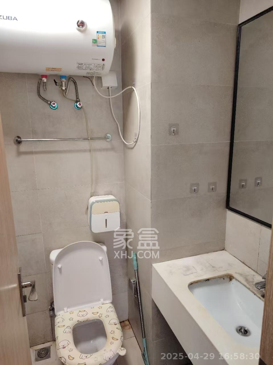 兰亭湾畔  1室1厅1卫    1300.0元/月