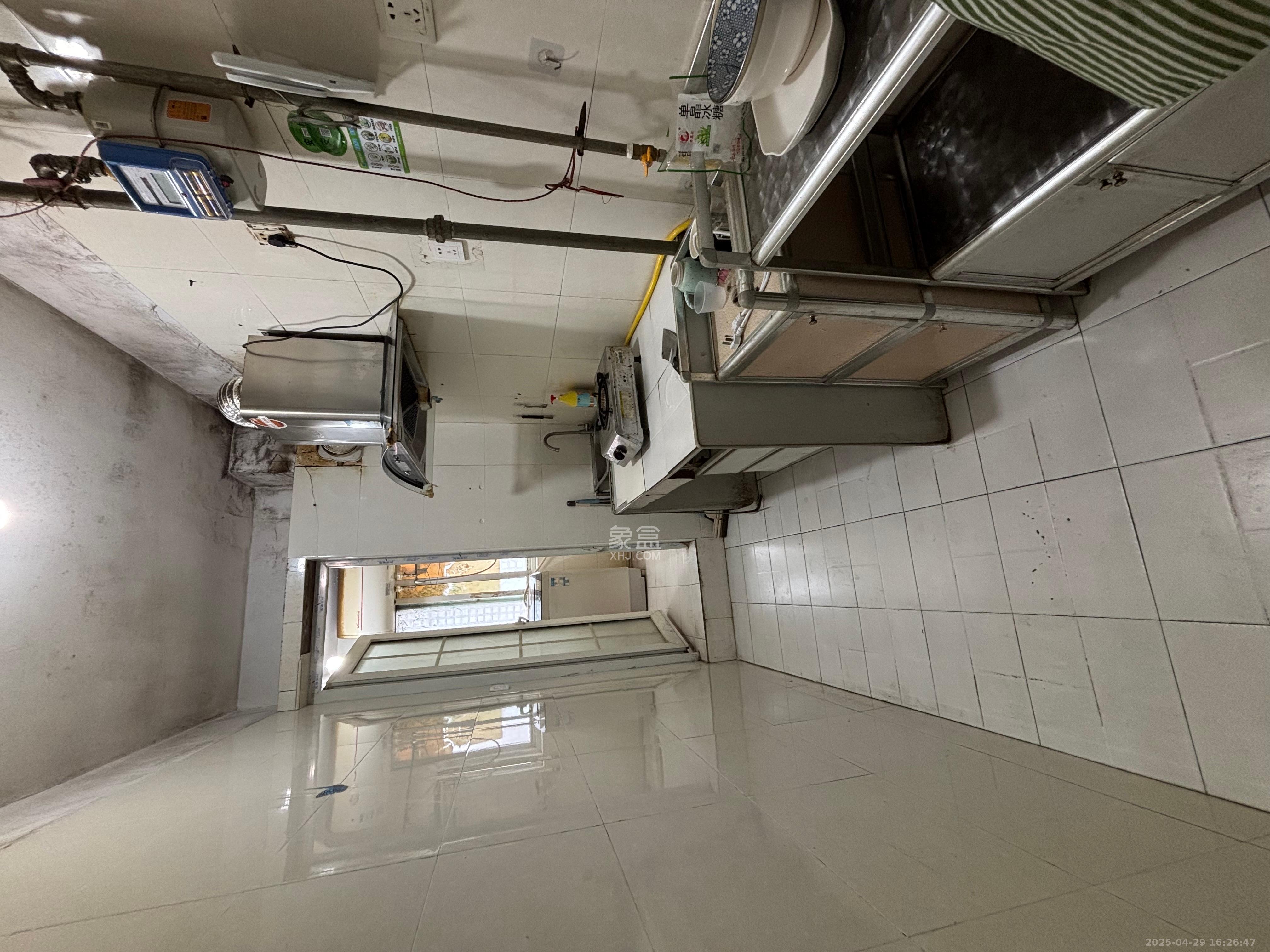 森宇佳园 1室1厅1卫 1300.0元/月 森宇佳园 1室1厅1卫 1300.0元/月室内图