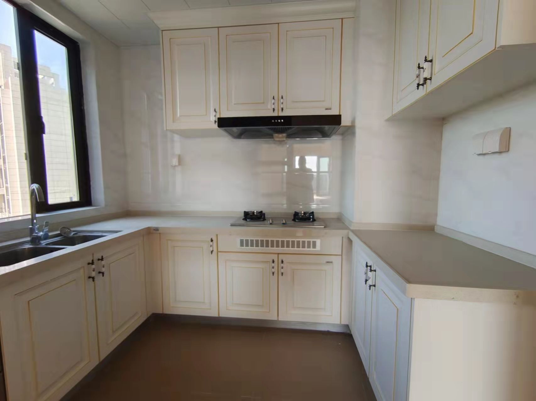 碧桂园娄星府  3室2厅2卫    73.0万 碧桂园娄星府  3室2厅2卫    73.0万客厅