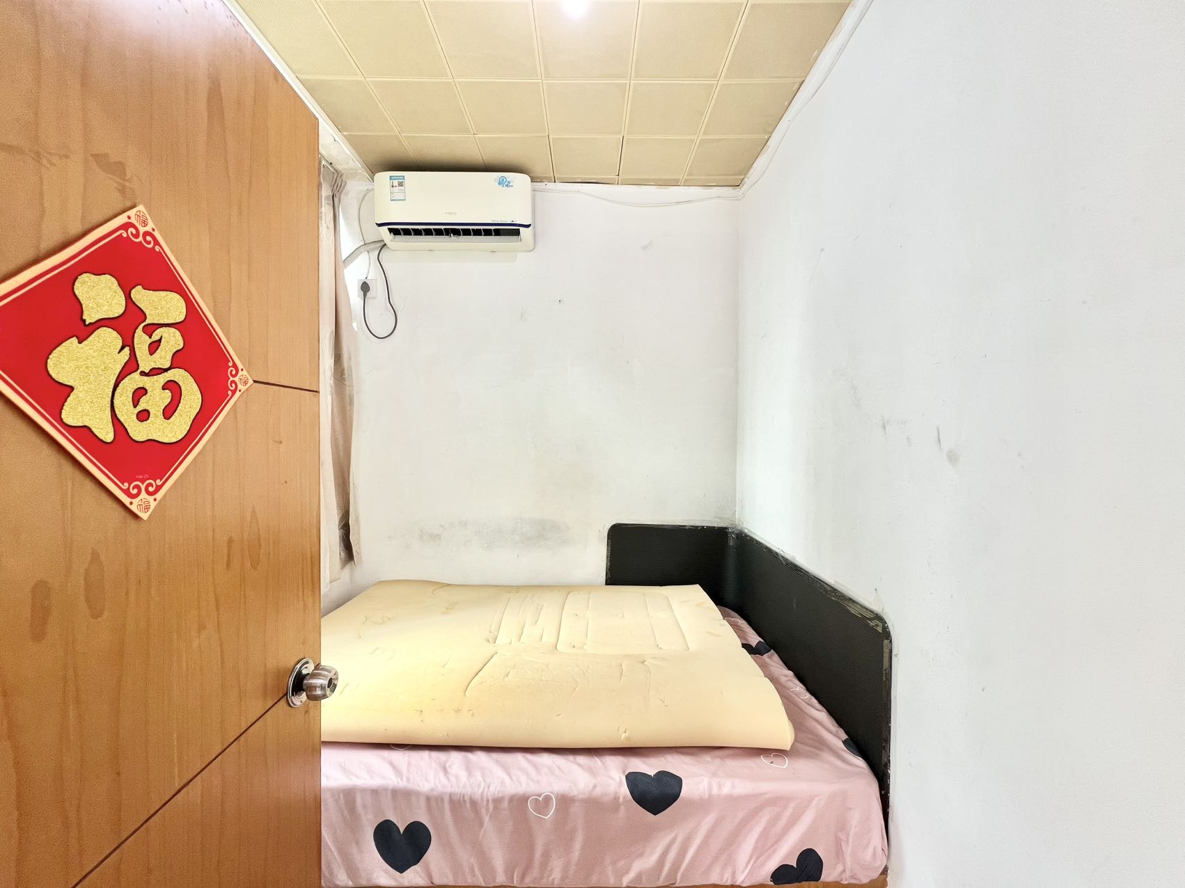 金银广场  3室2厅1卫   2100.00元/月室内图