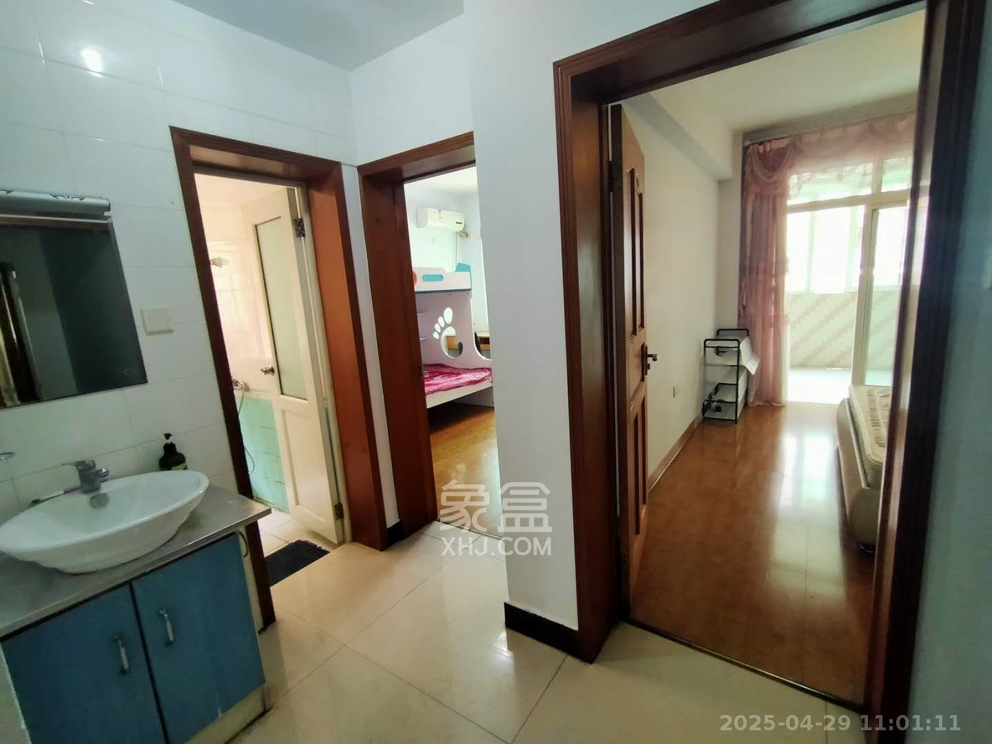 建工宿舍  1室0厅0卫   2000.00元/月室内图