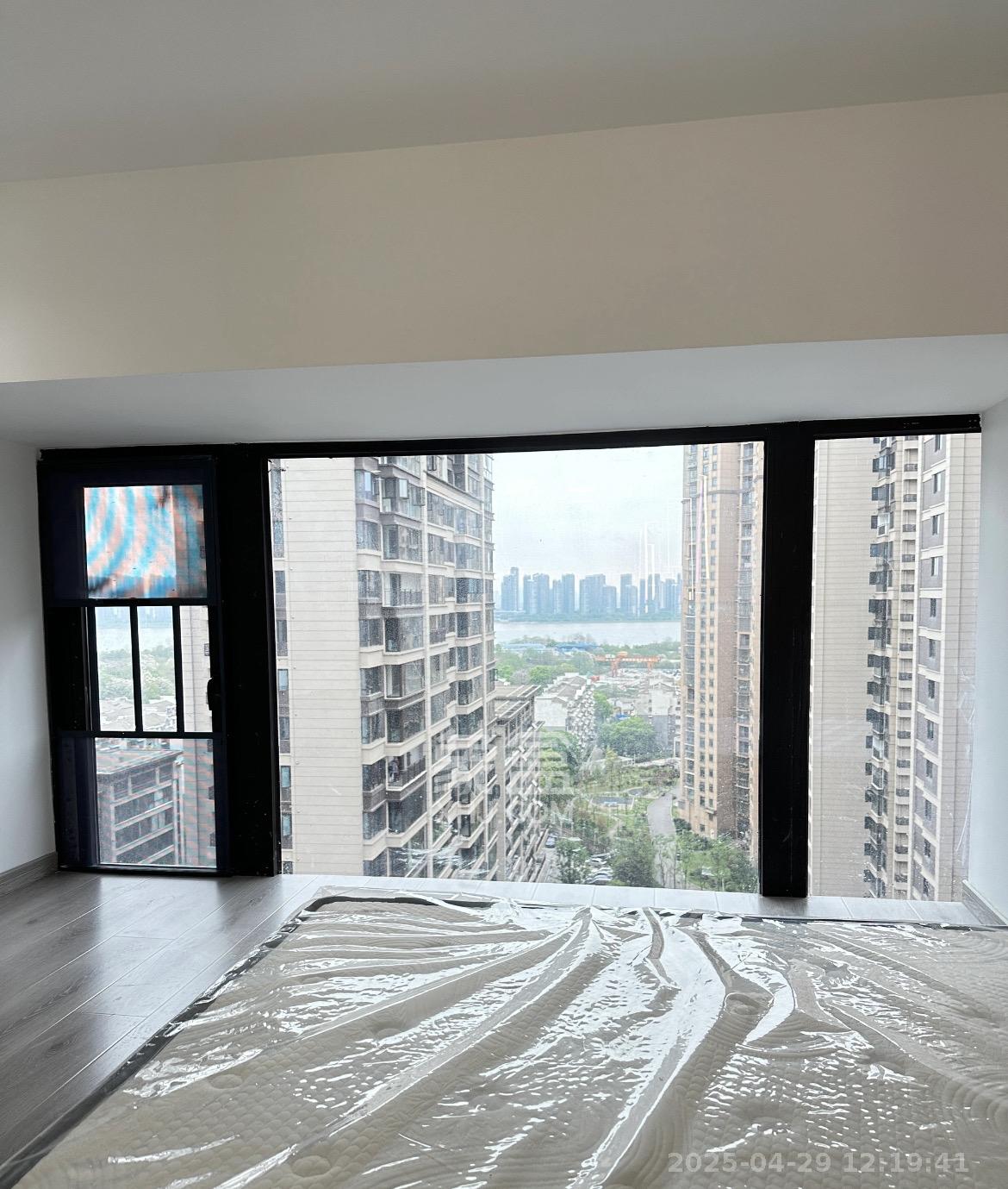 金茂建发泊悦 2室1厅1卫 1900.0元/月 金茂建发泊悦 2室1厅1卫 1900.0元/月室内图