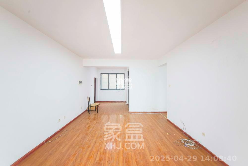 高升金典 3室2厅1卫 2500.0元/月 高升金典 3室2厅1卫 2500.0元/月室内图