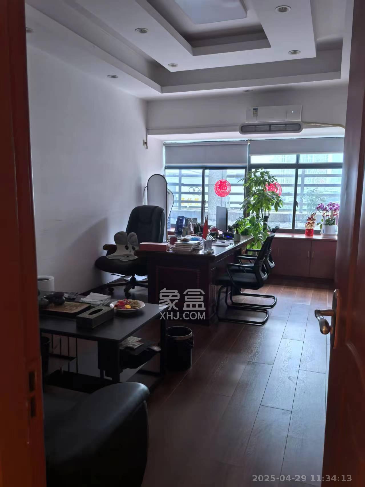 佳逸豪园   727.93㎡     40000.00元/月室内图