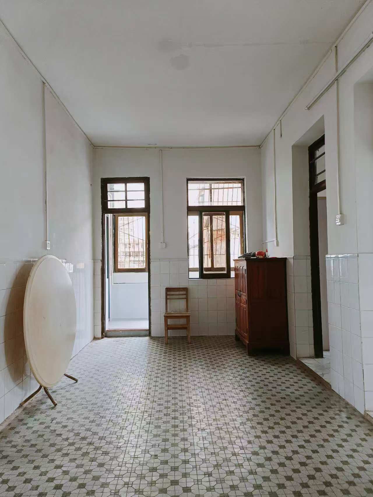 市公安局大同里宿舍区(大同一横路2号单位宿舍) 3室2厅1卫 2100.0元/月 市公安局大同里宿舍区(大同一横路2号单位宿舍) 3室2厅1卫 2100.0元/月室内图