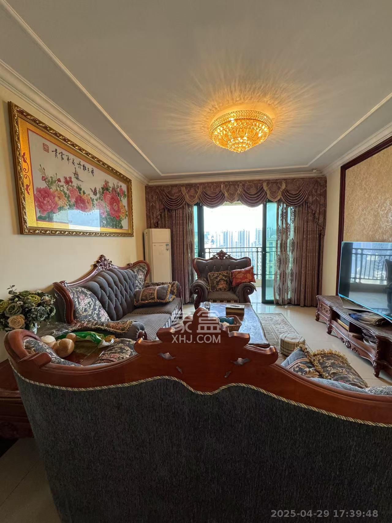 恒大御景湾 3室2厅2卫 3300.0元/月 恒大御景湾 3室2厅2卫 3300.0元/月室内图