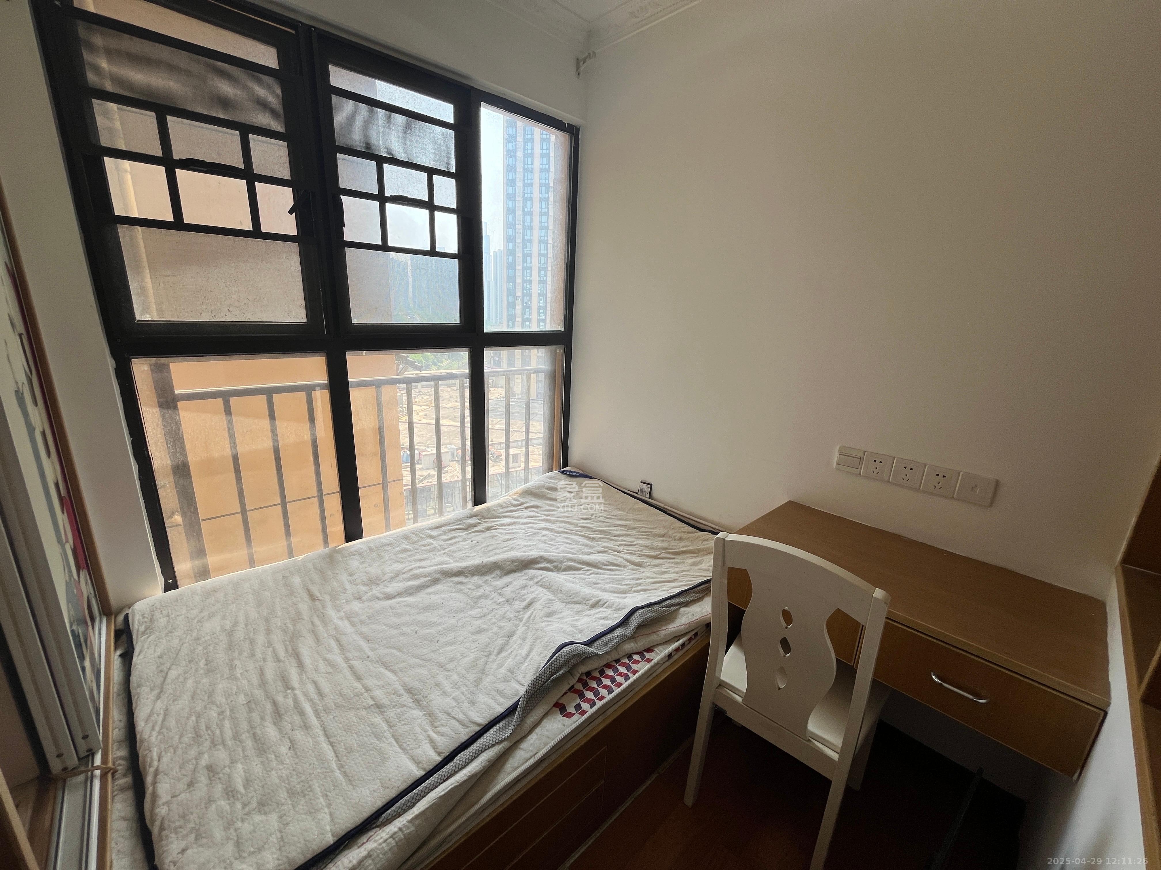 梅溪鑫苑名家  3室2厅1卫   2400.00元/月室内图
