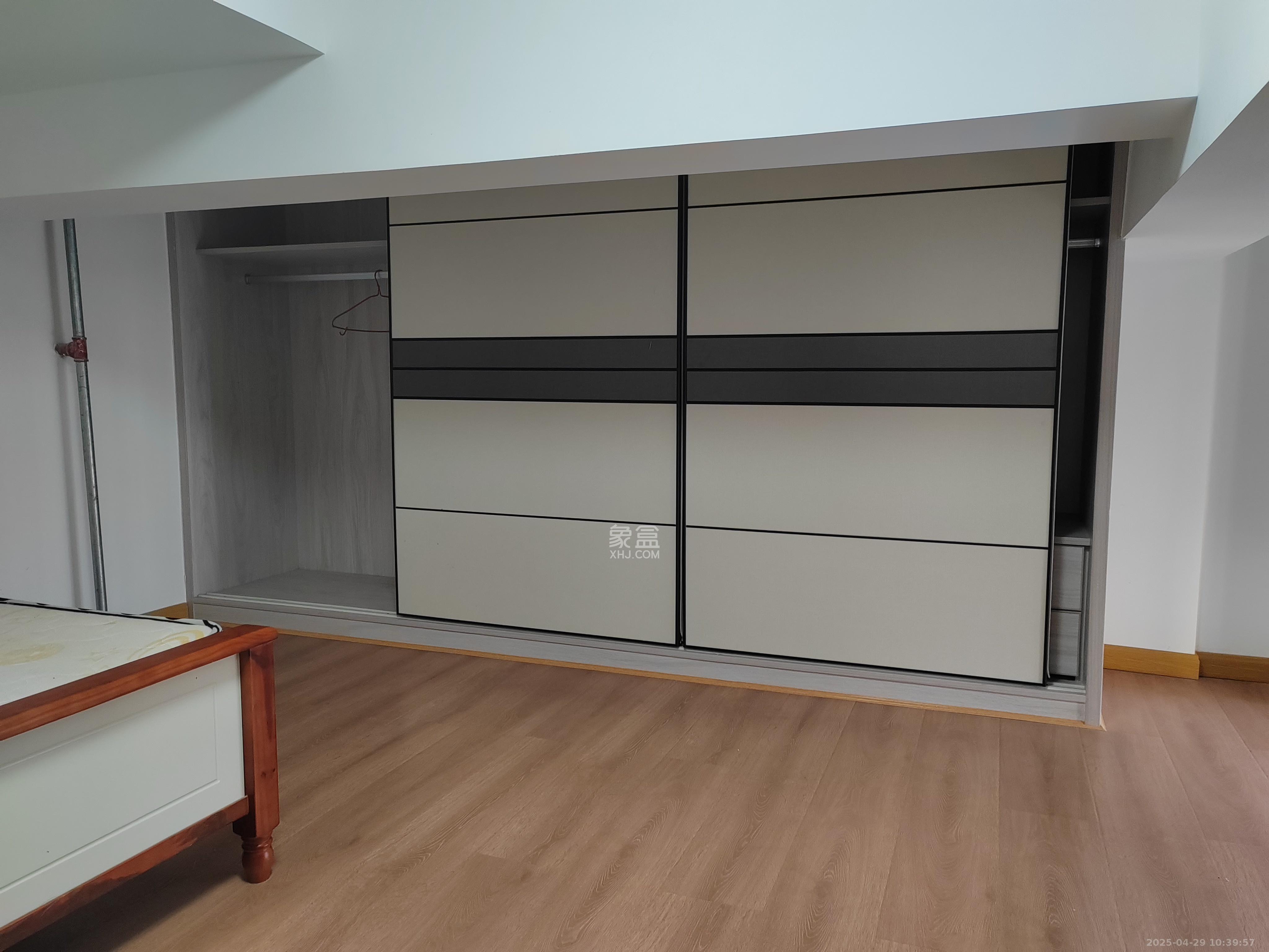 MOMA当代广场  2室1厅1卫   1600.00元/月室内图