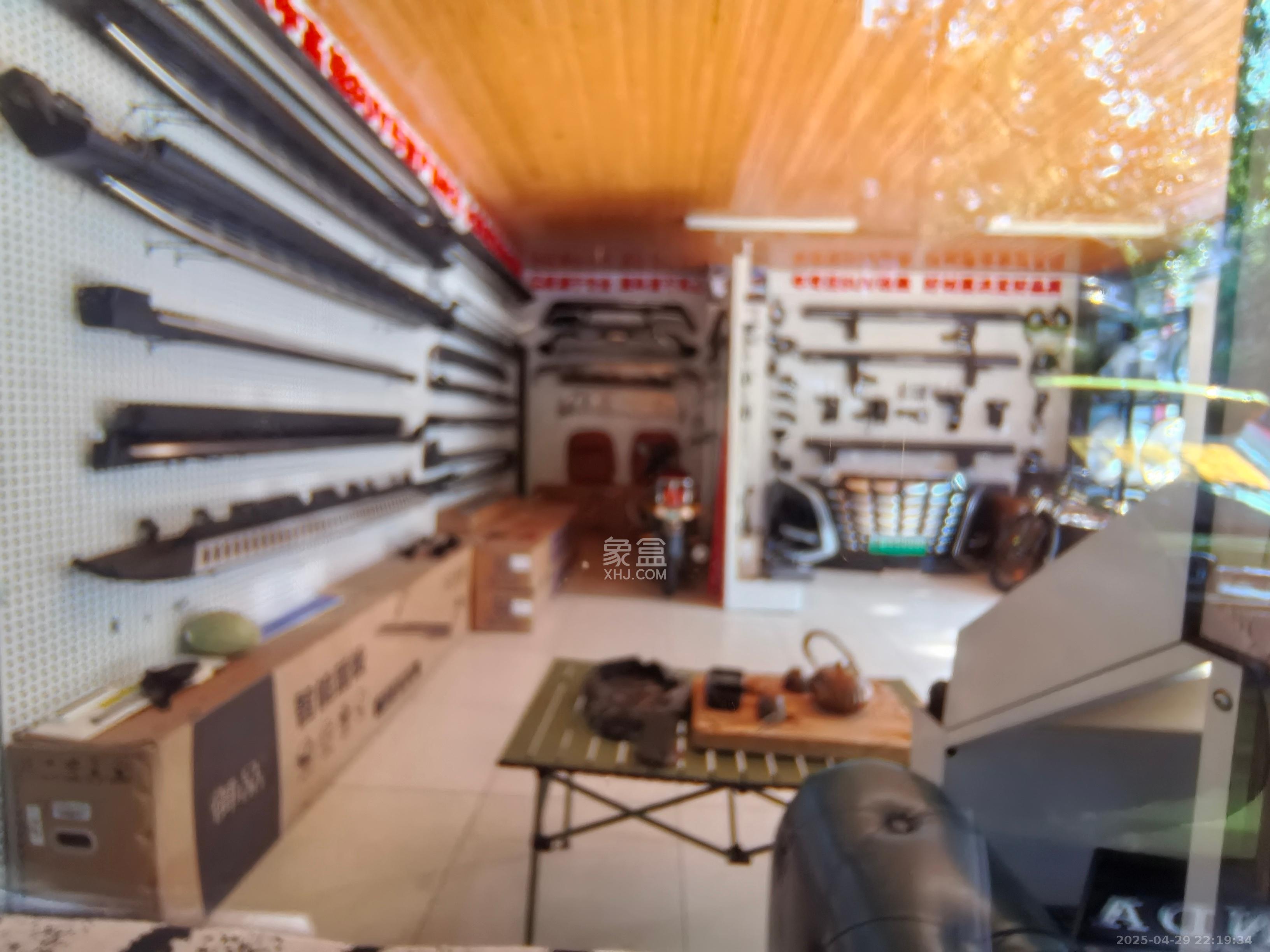 中南汽车世界   22.0㎡      3400.0元/月室内图