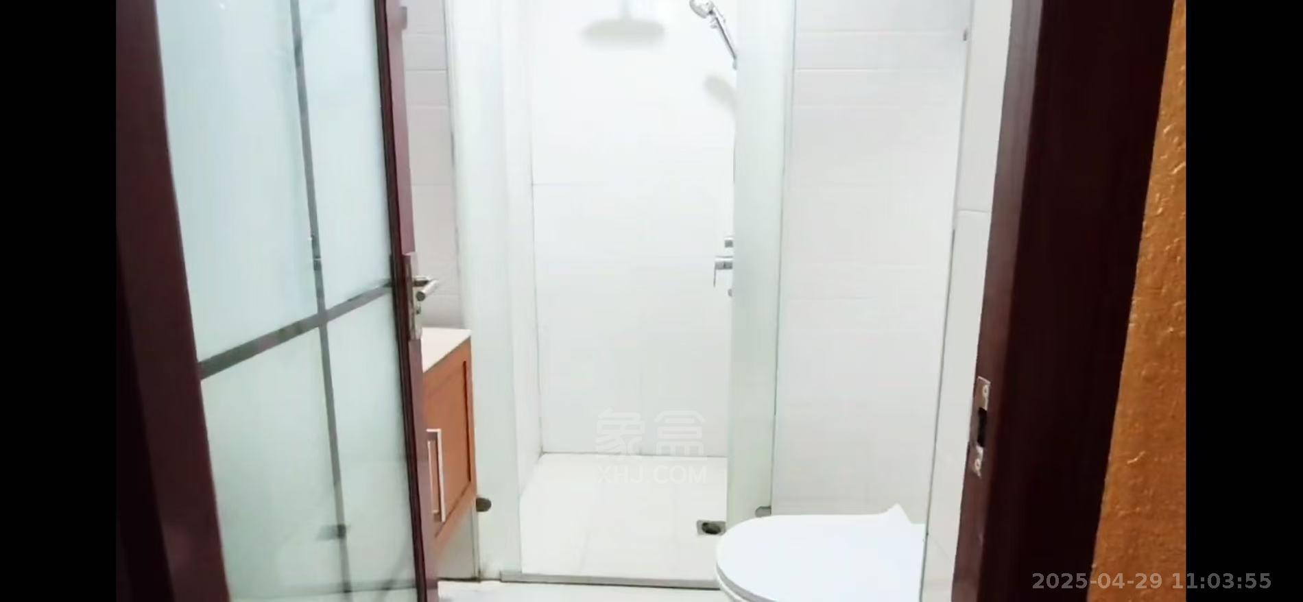 汉华国际 1室1厅1卫 1400.0元/月 汉华国际 1室1厅1卫 1400.0元/月室内图