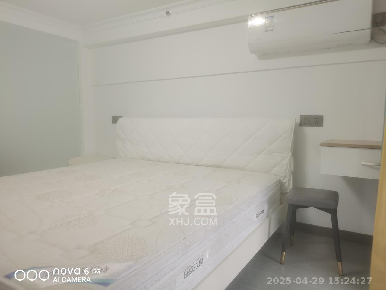 梅溪湖金茂湾  2室1厅1卫   2500.00元/月室内图