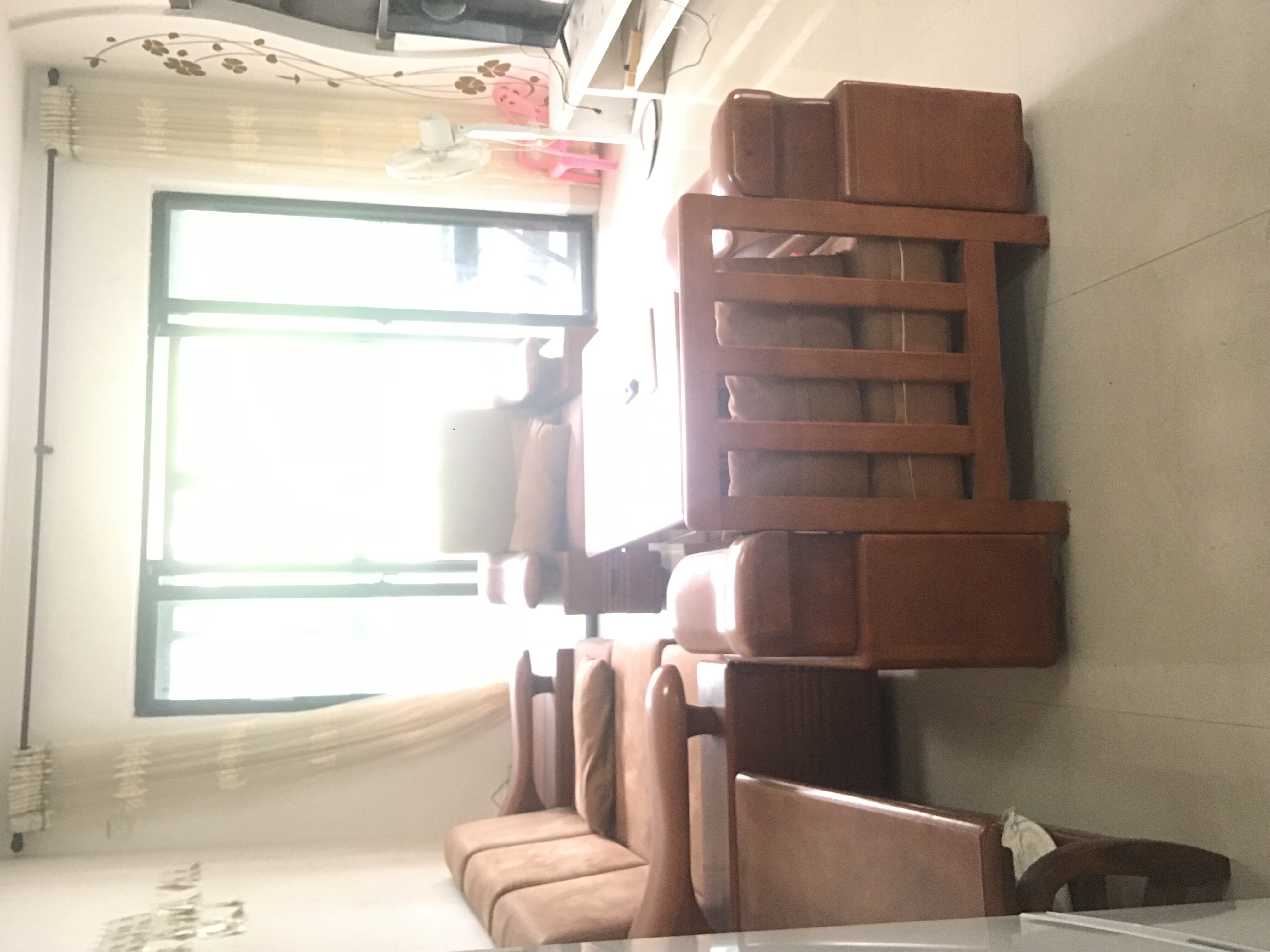 滨河华庭  3室2厅1卫   2300.00元/月室内图1