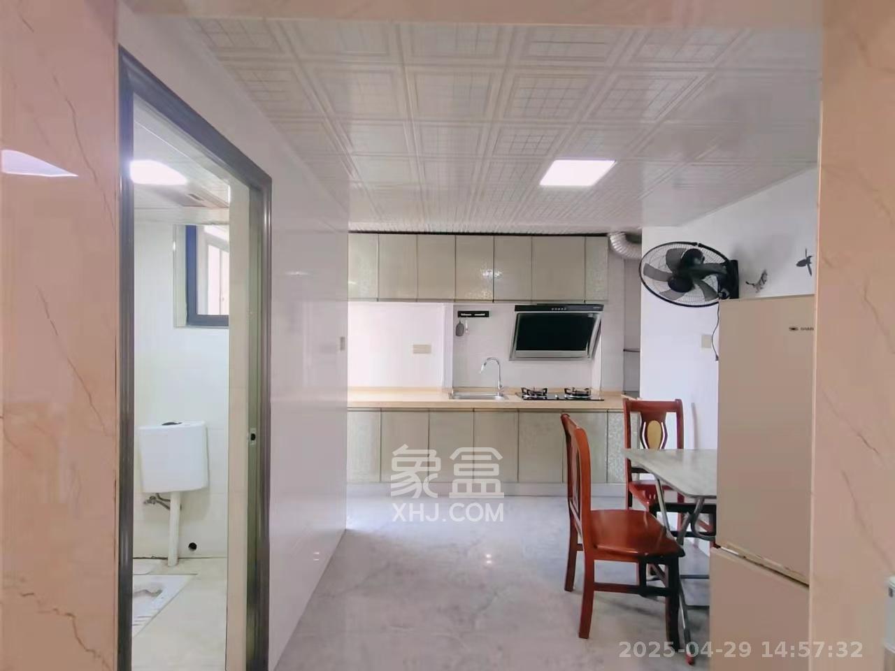 深业睿城  1室1厅1卫   1500.00元/月室内图