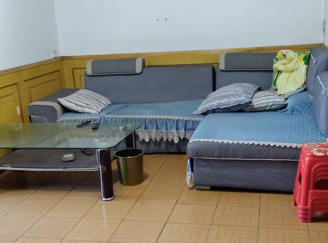 桥南电力局 2室1厅1卫 700.0元/月 桥南电力局 2室1厅1卫 700.0元/月室内图