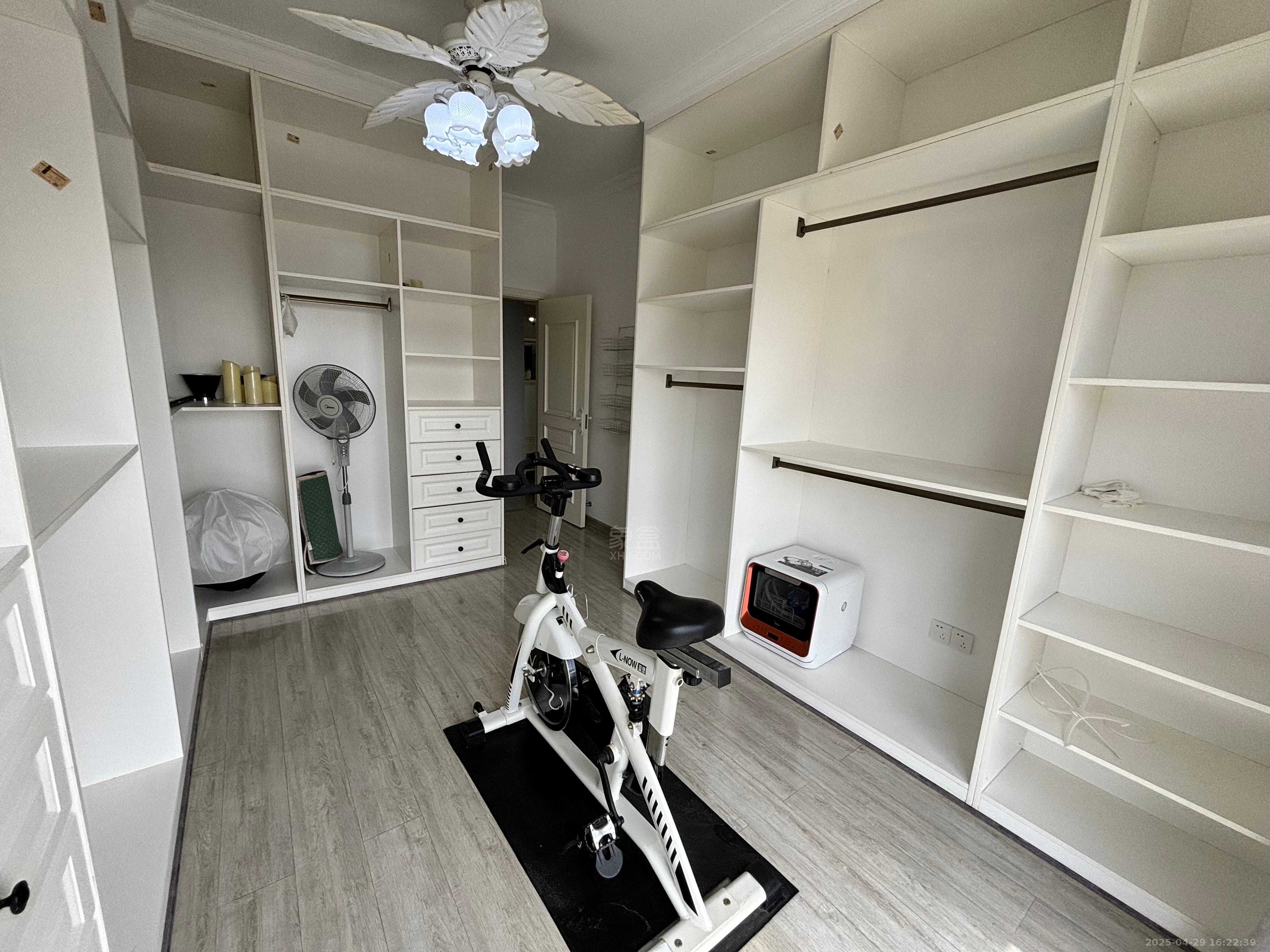 翠谷城 2室1厅1卫 2000.0元/月 翠谷城 2室1厅1卫 2000.0元/月室内图