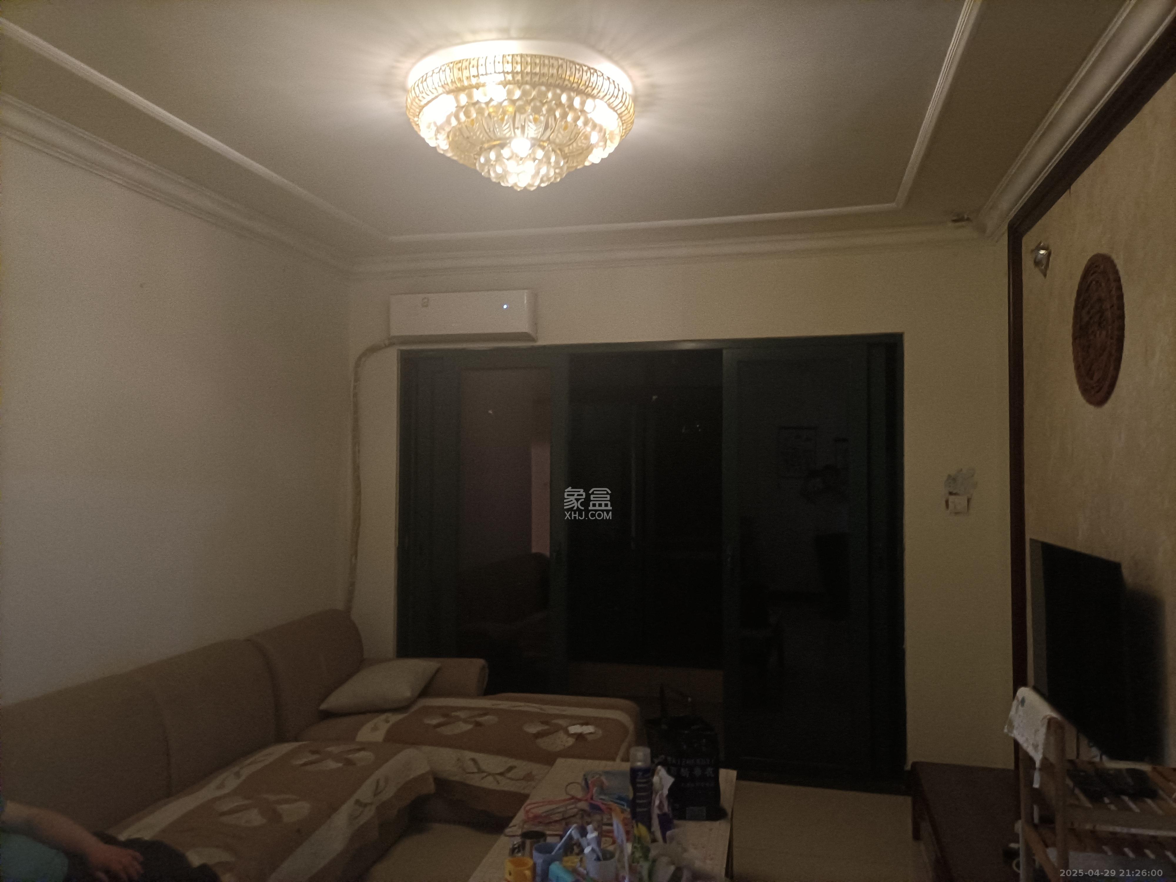 恒大绿洲 2室2厅1卫 2300.0元/月 恒大绿洲 2室2厅1卫 2300.0元/月室内图