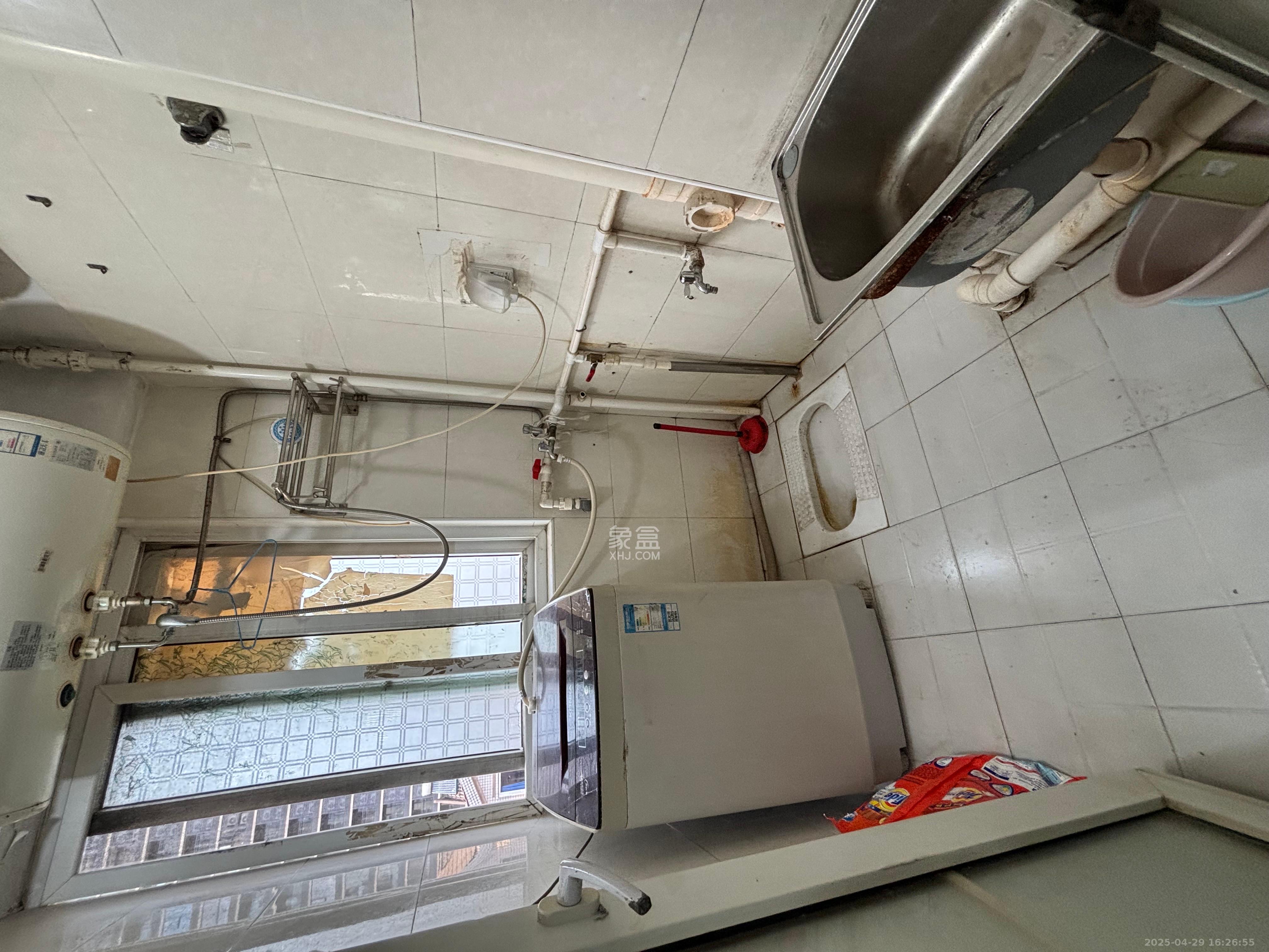 森宇佳园 1室1厅1卫 1300.0元/月 森宇佳园 1室1厅1卫 1300.0元/月室内图