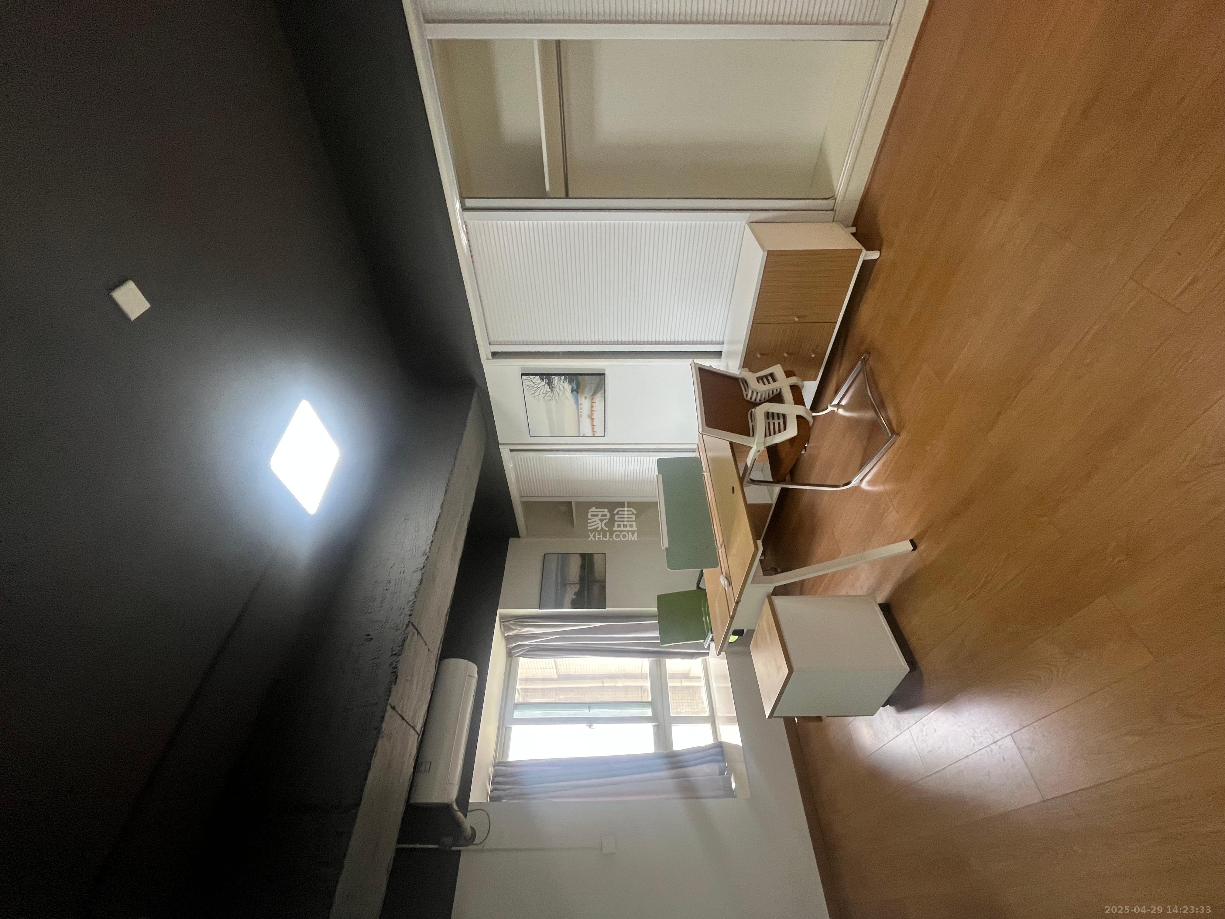 星城荣域  1室1厅1卫   2500.00元/月室内图