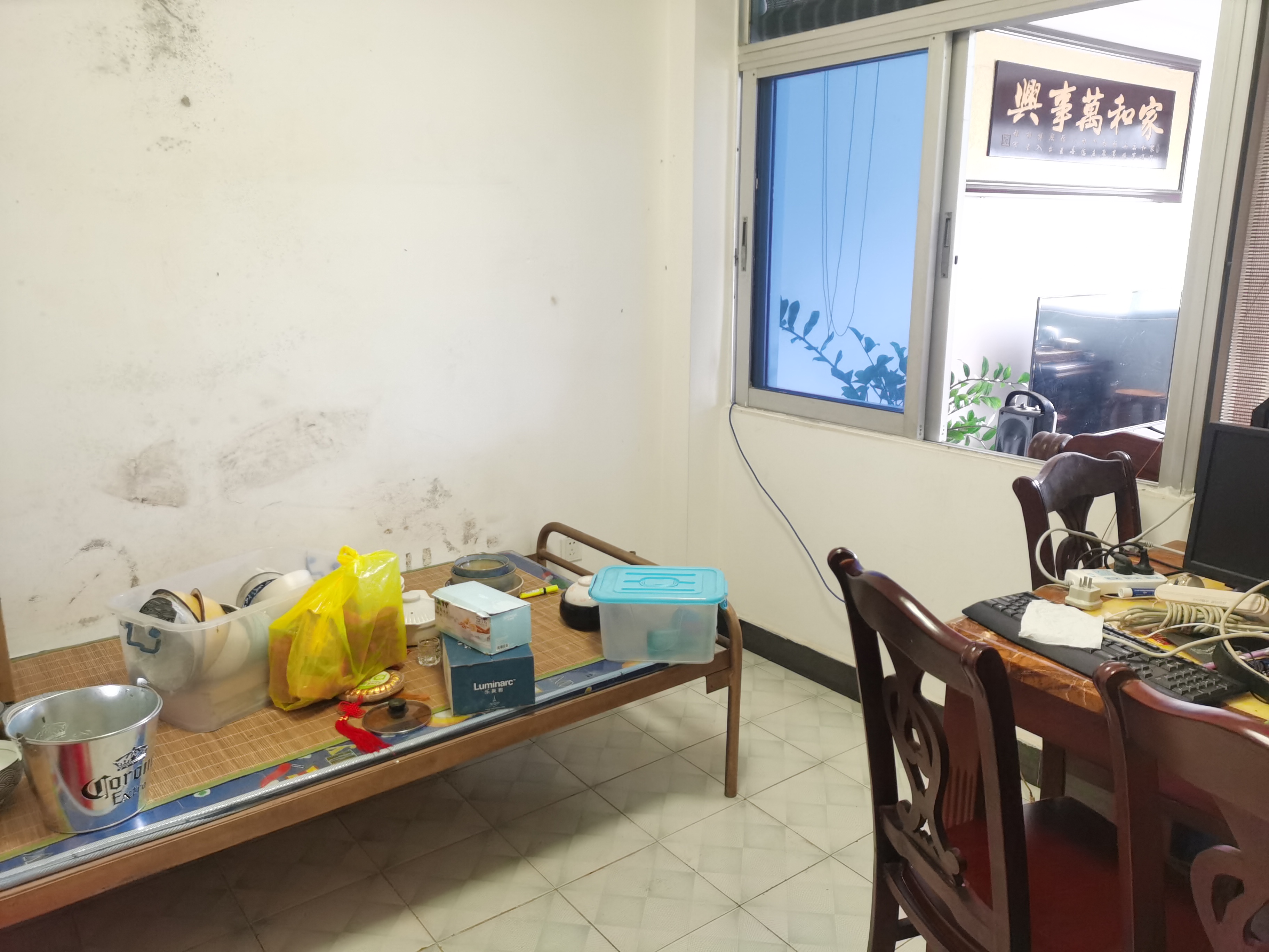 民源小区 3室2厅1卫 2000.0元/月 民源小区 3室2厅1卫 2000.0元/月室内图